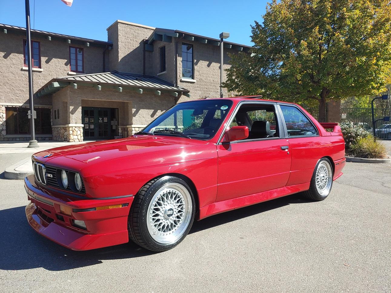BMW E30 M3 