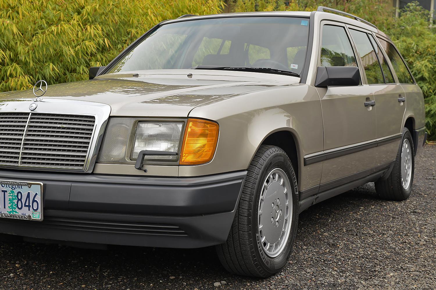 Mercedes-Benz W124 E-Class 