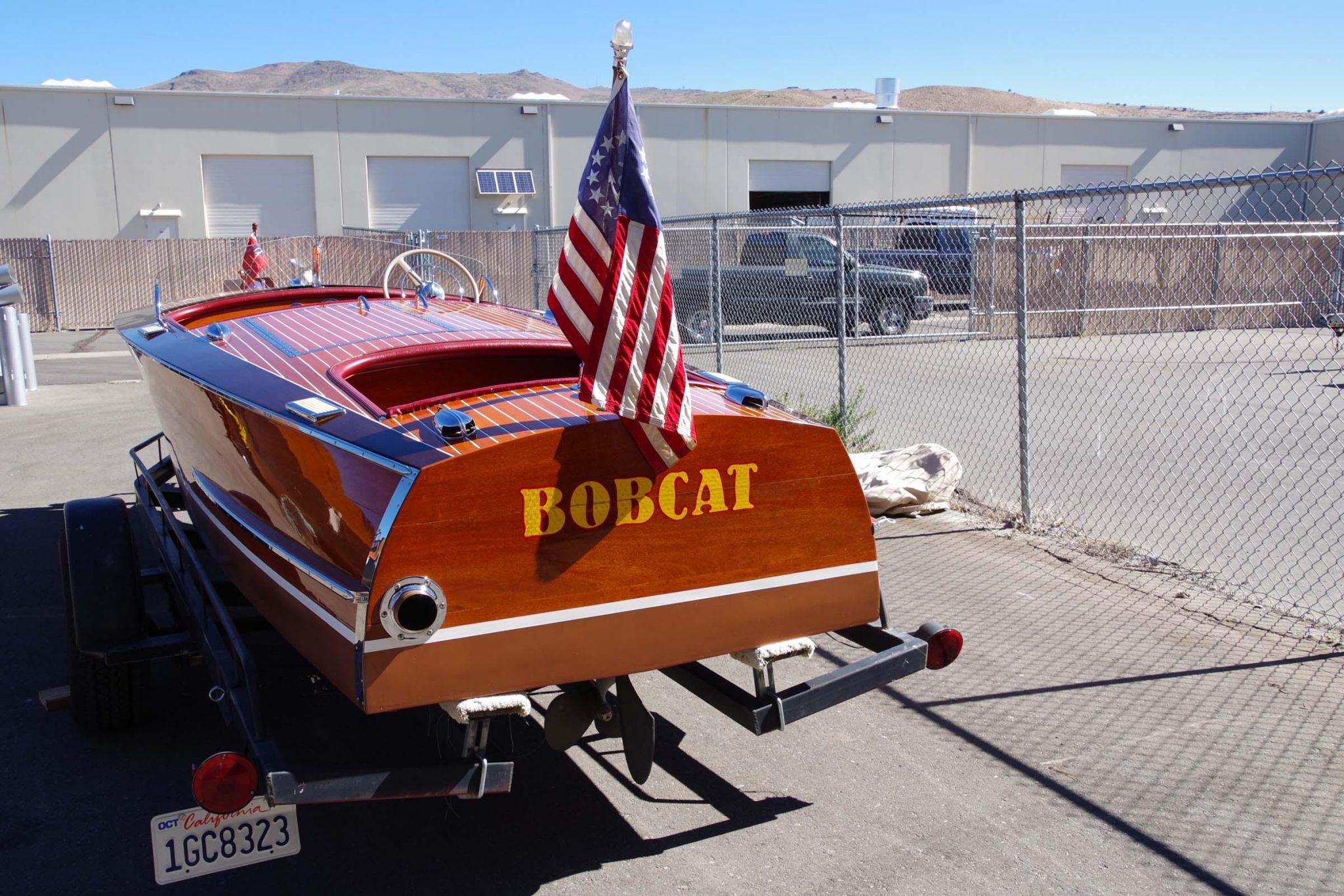 Chris-Craft 19′ Dual-Cockpit Racing Runabout 
