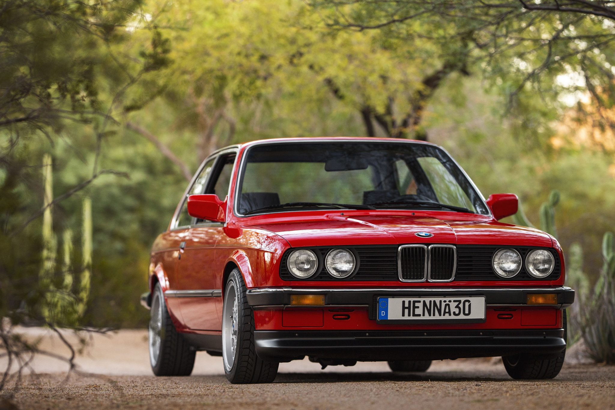 BMW E30 3-Series Coupe 