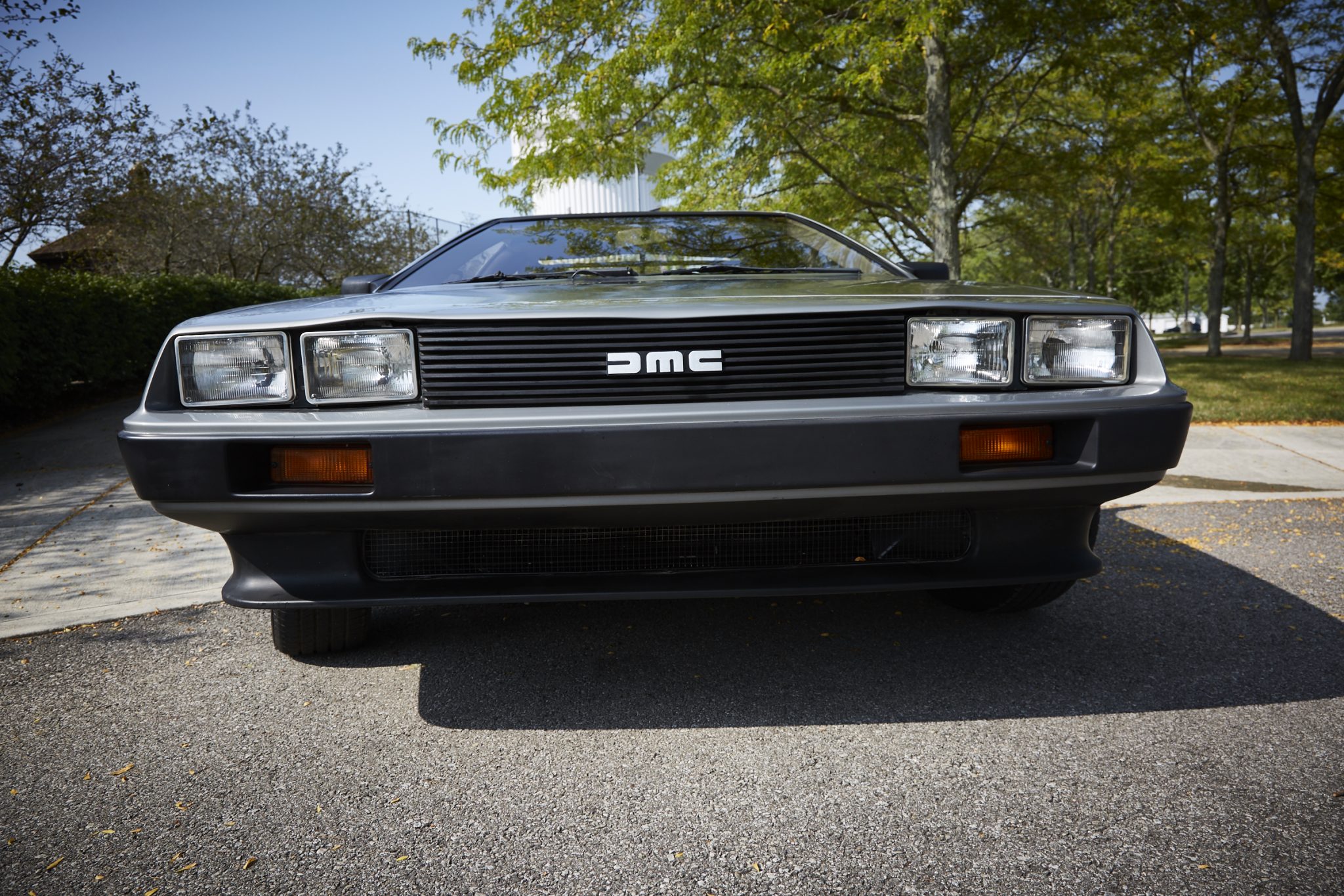 DeLorean DMC-12 