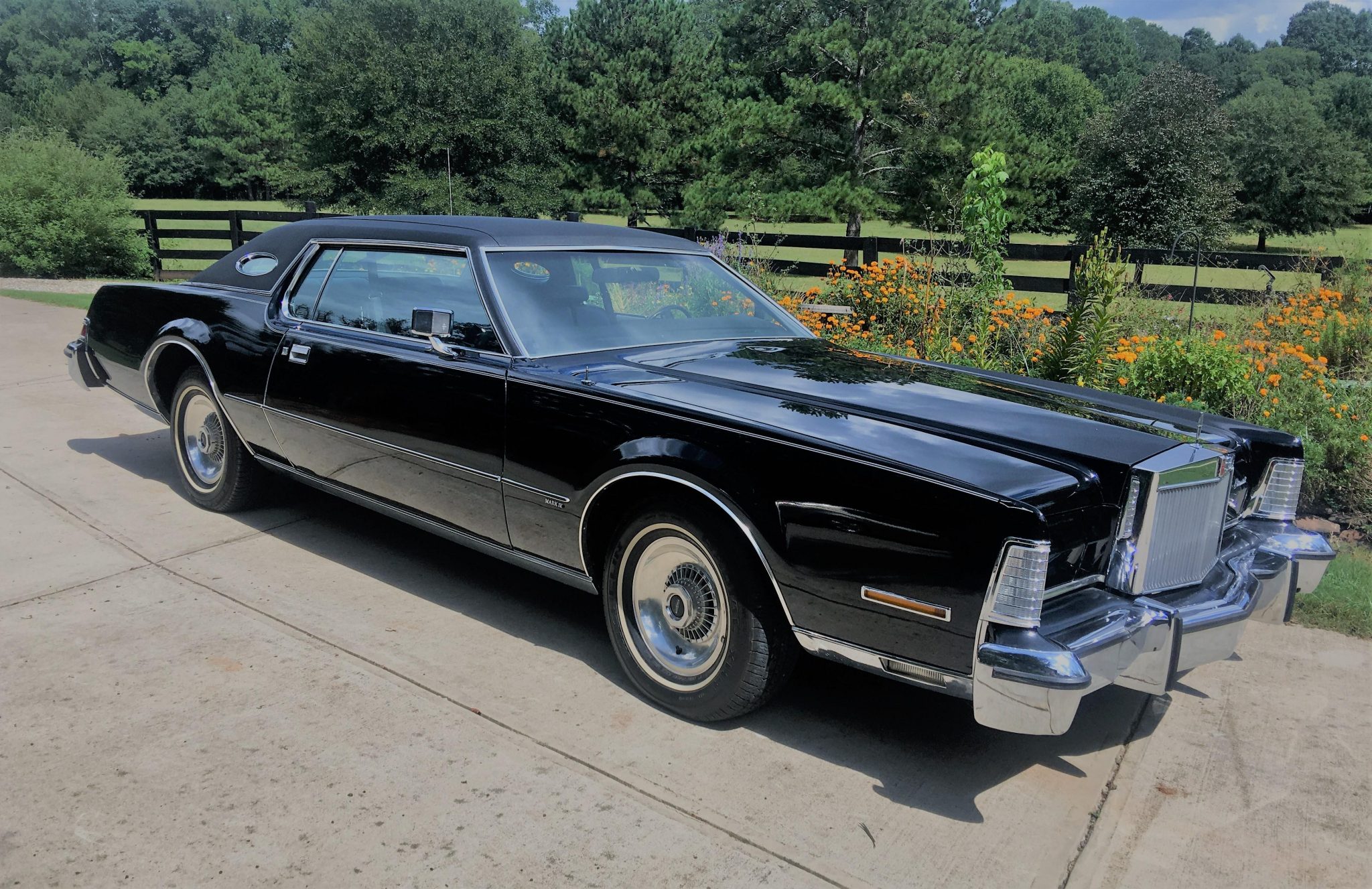 Lincoln Continental Mark IV (1972-1976) 