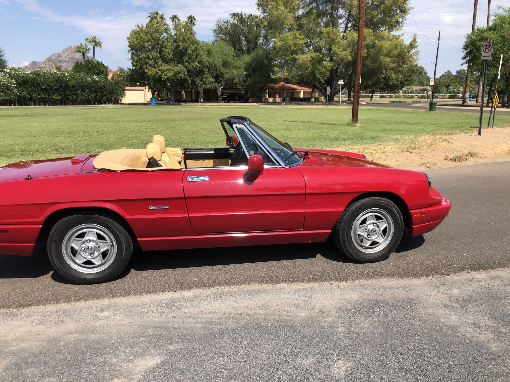 Alfa Romeo 105/115 Spider Series 4 
