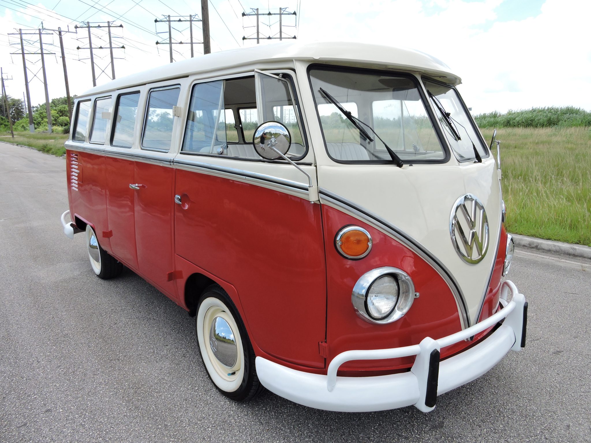 Volkswagen Split-Window Bus 