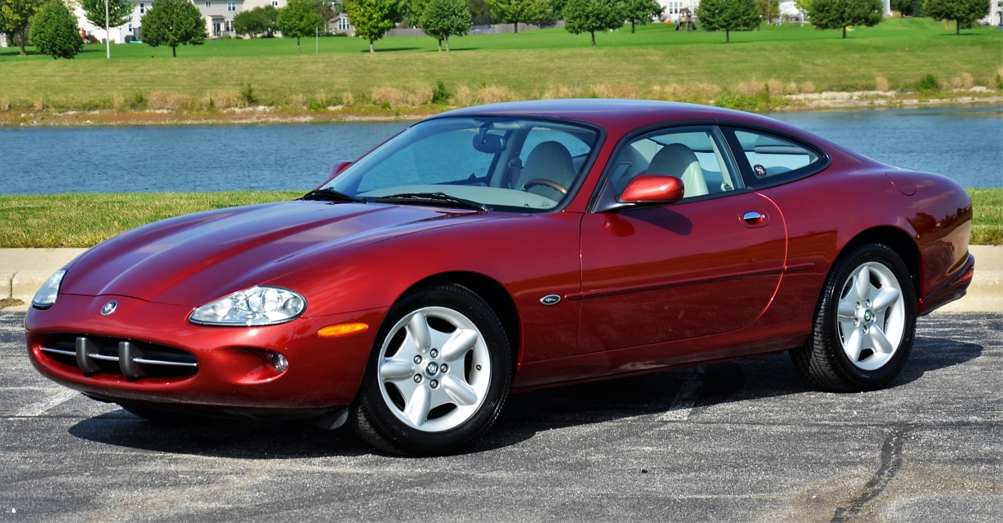 Jaguar XK8 