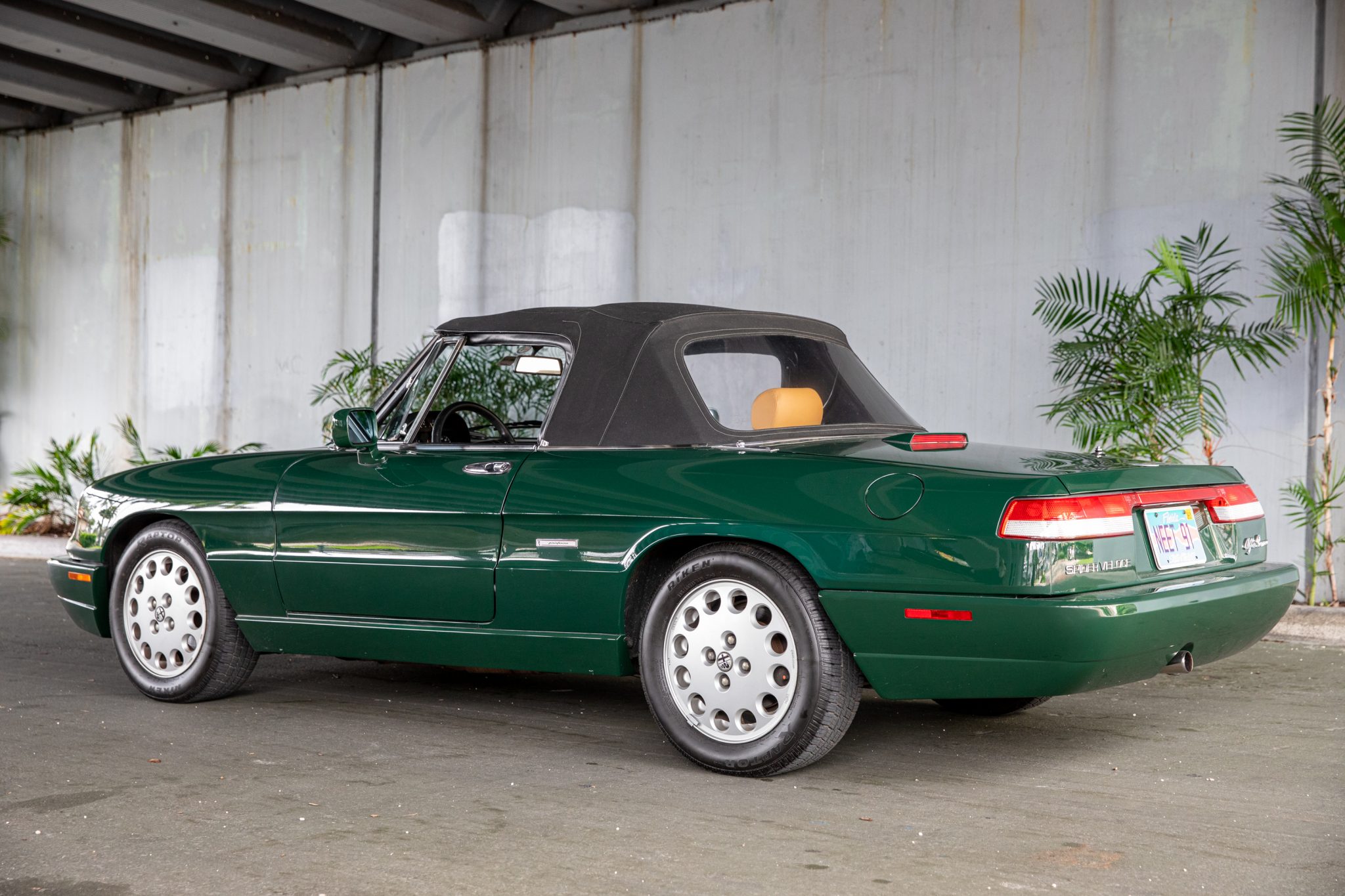 Alfa Romeo 105/115 Spider Series 4 