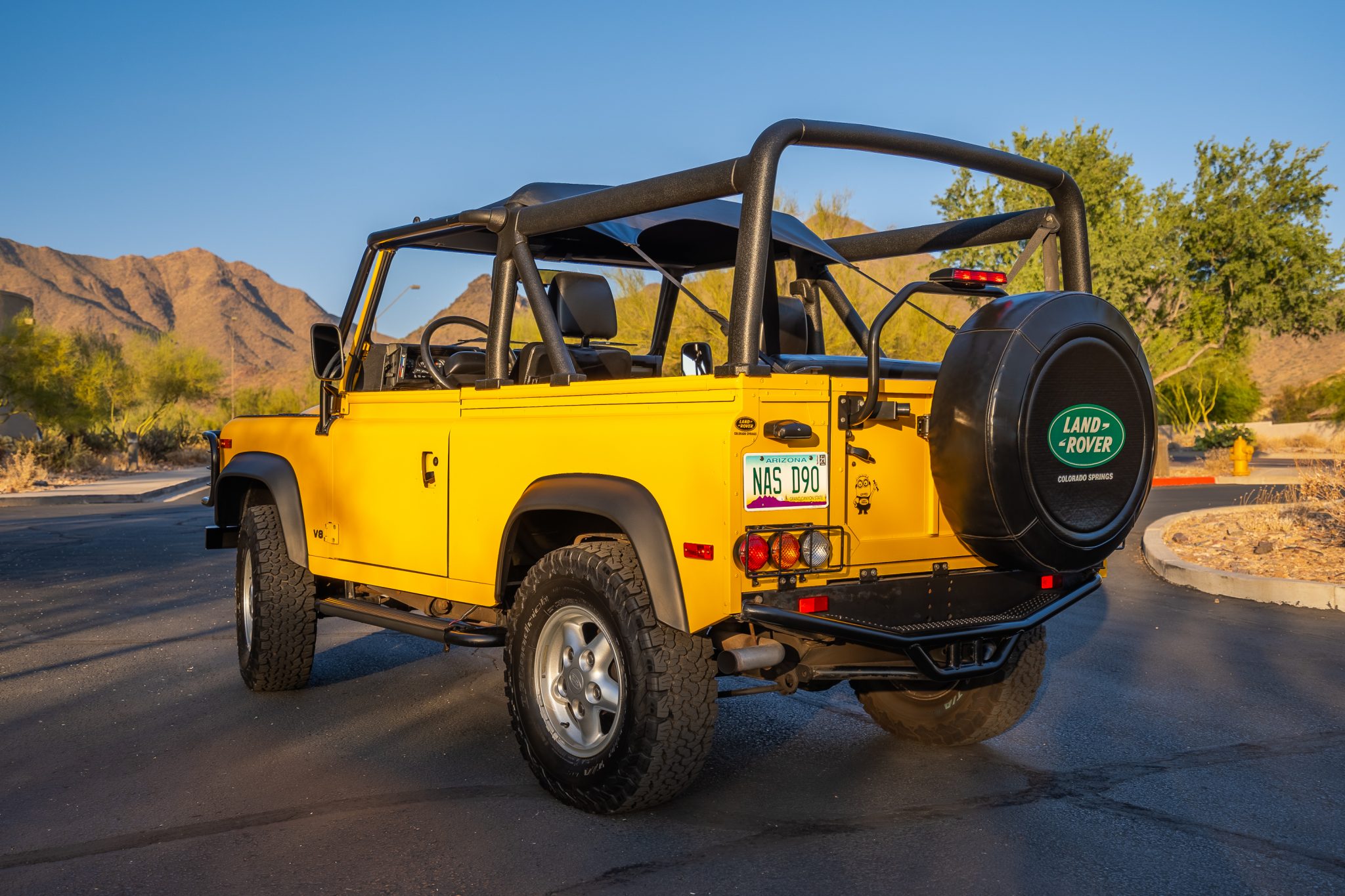 Land Rover Defender 90 NAS 