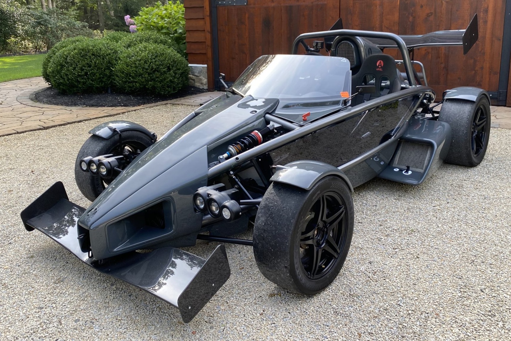 Ariel Atom 
