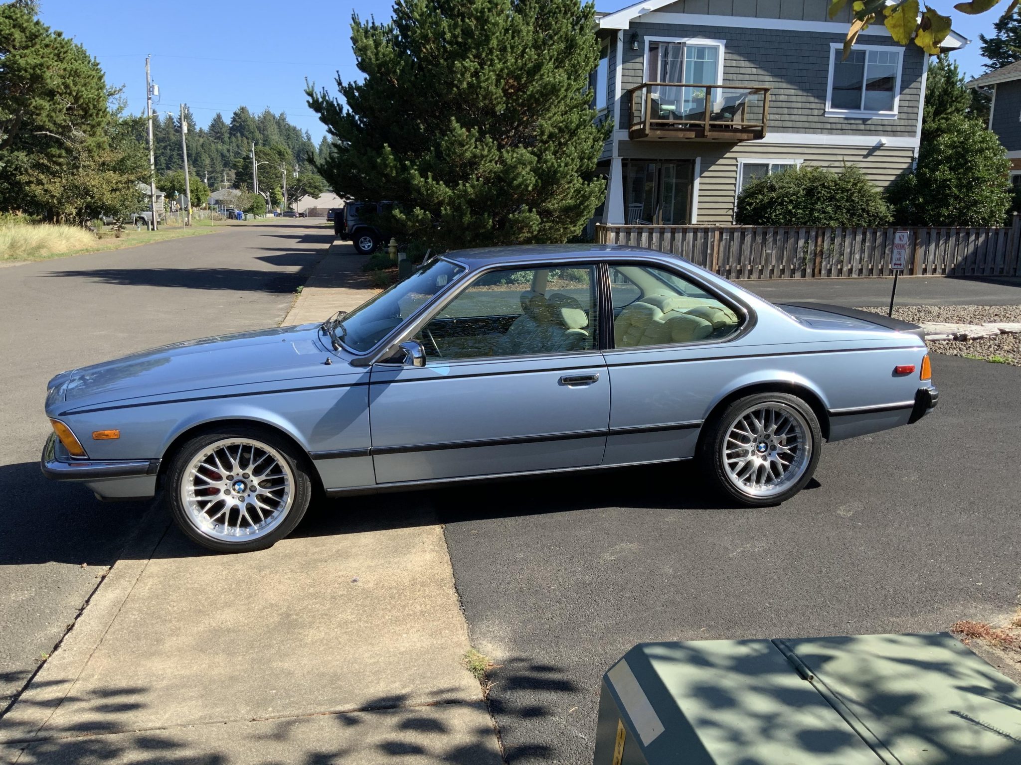 BMW E24 6-Series 
