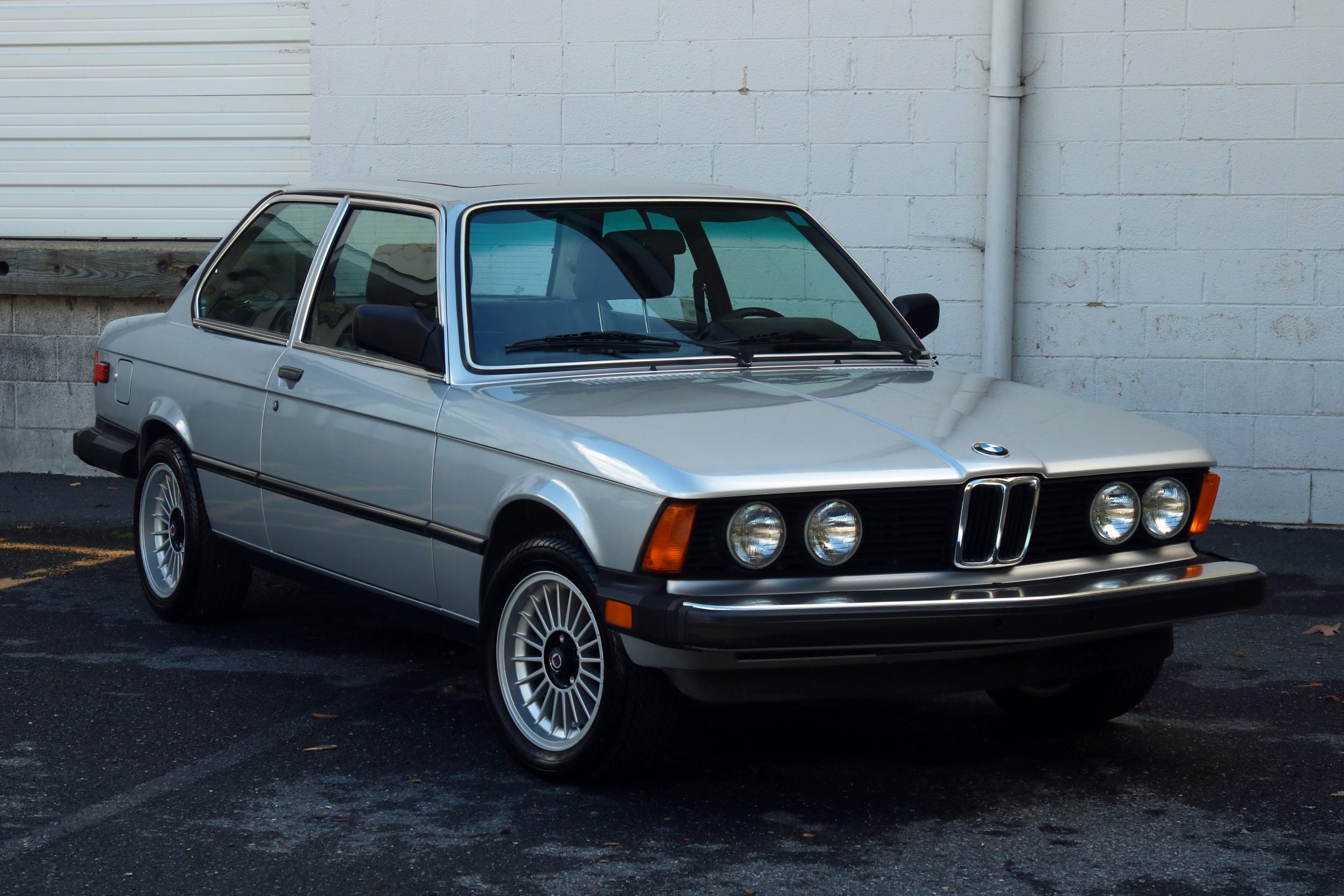 BMW E21 3-Series 