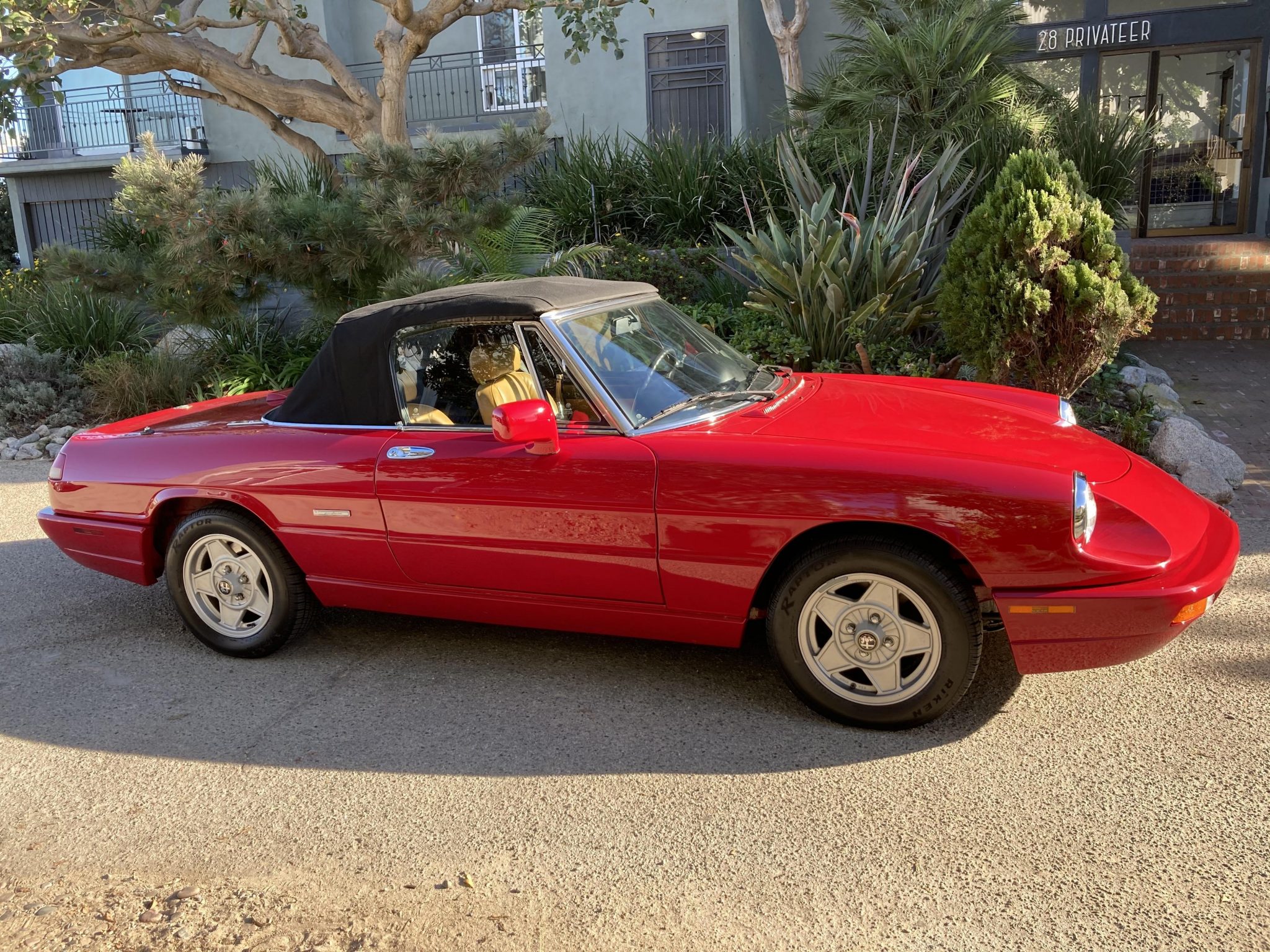 Alfa Romeo 105/115 Spider Series 4 