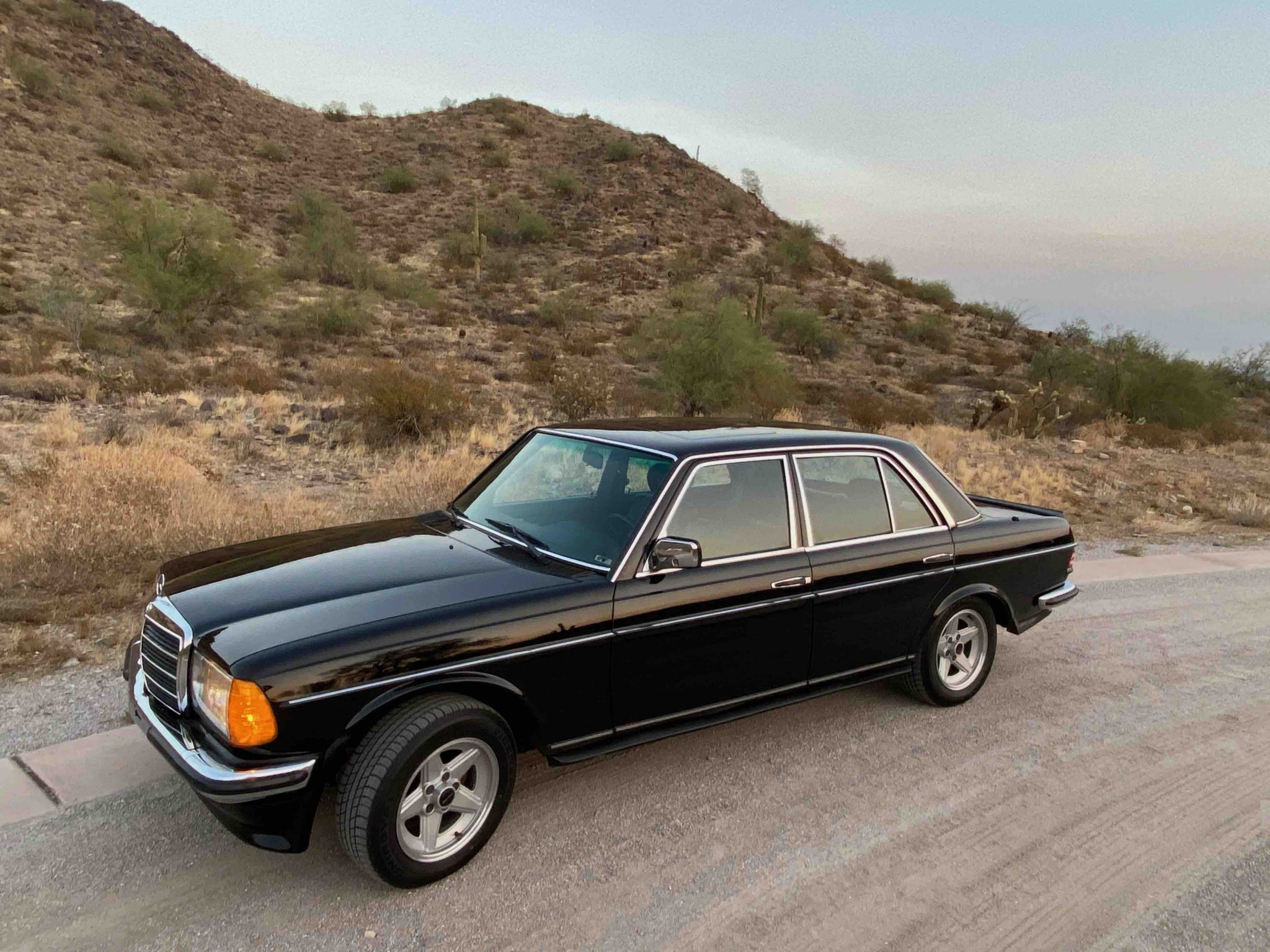 Mercedes-Benz W123 