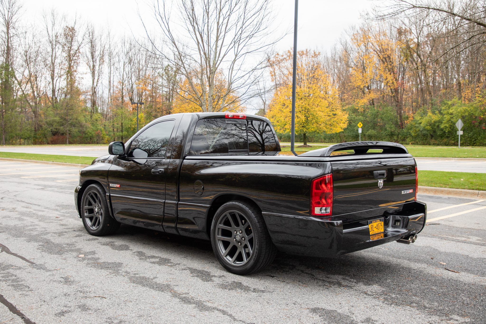 Dodge Ram SRT-10 Pickup 