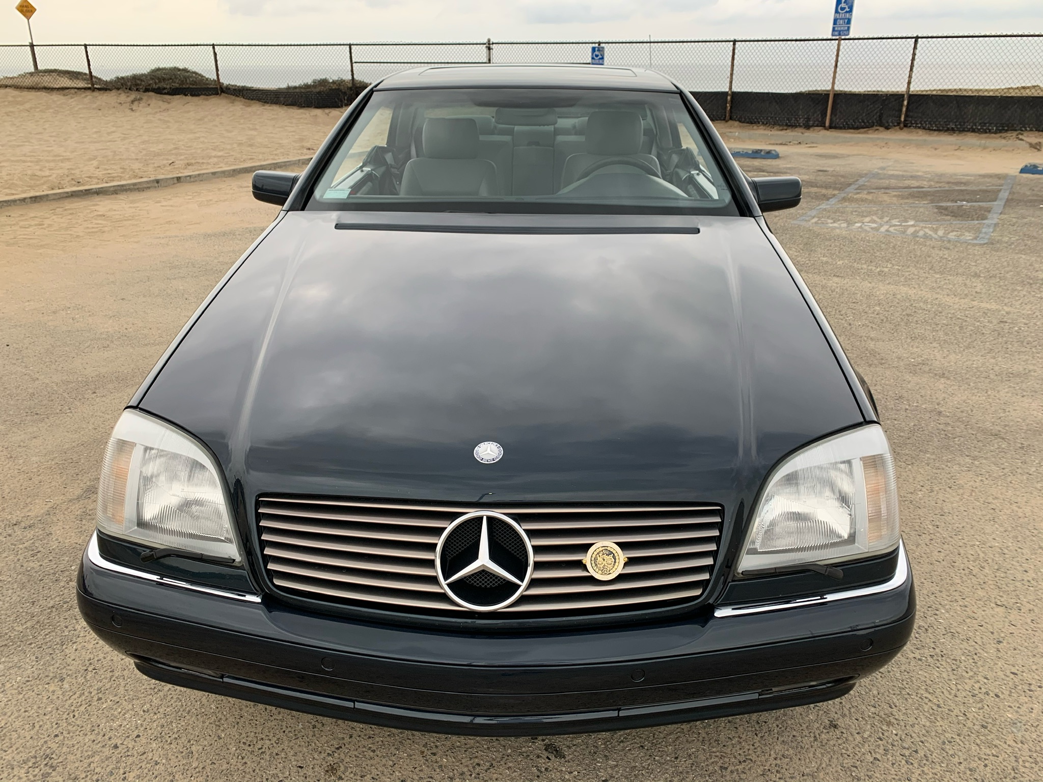 Mercedes-Benz C140 