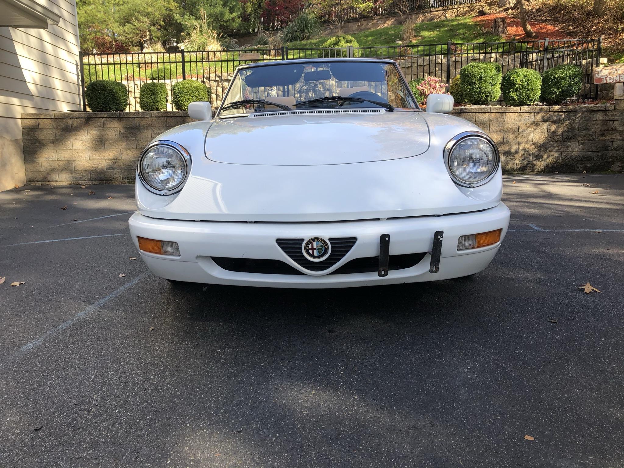 Alfa Romeo 105/115 Spider Series 4 