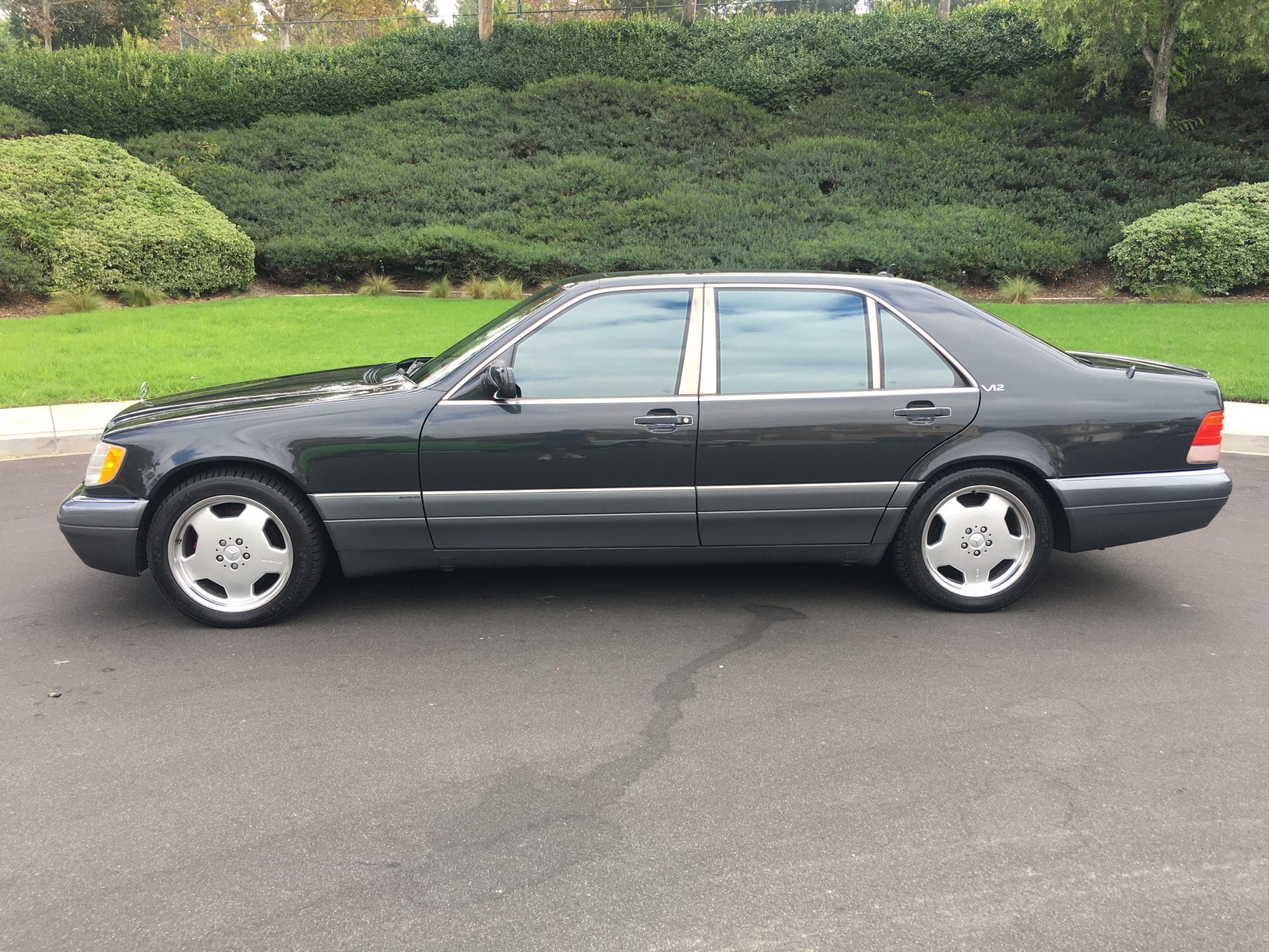 Mercedes-Benz W140 S-Class 