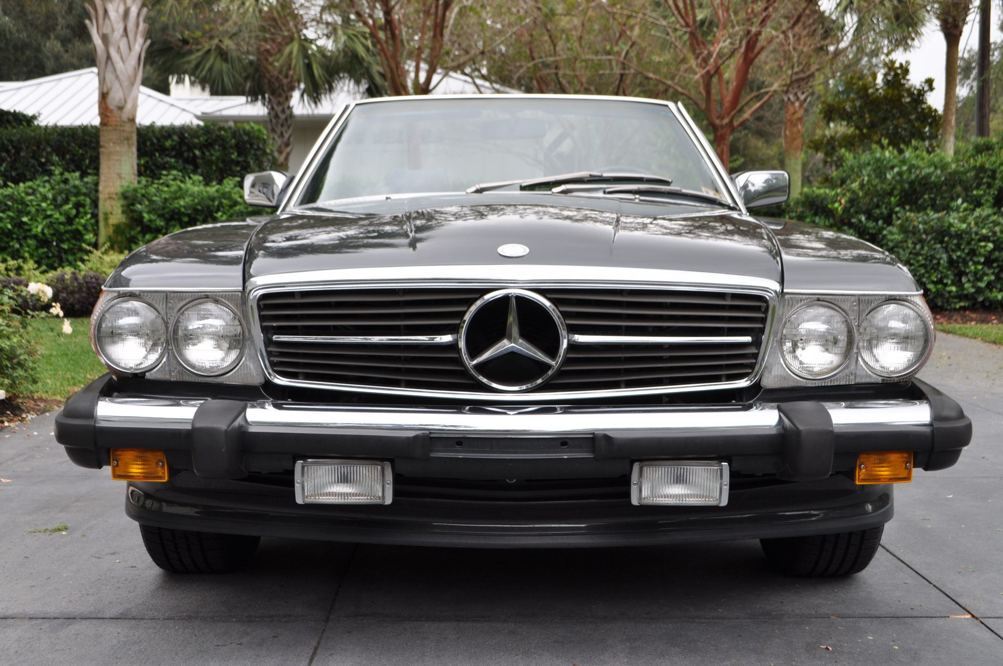 Mercedes-Benz R107 SL 