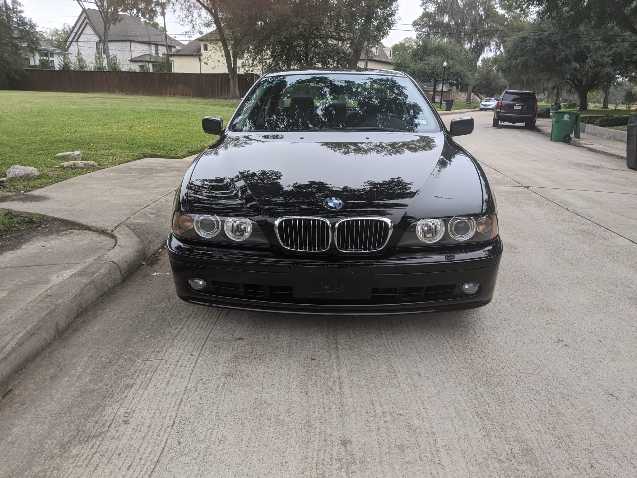 BMW E39 5-Series 