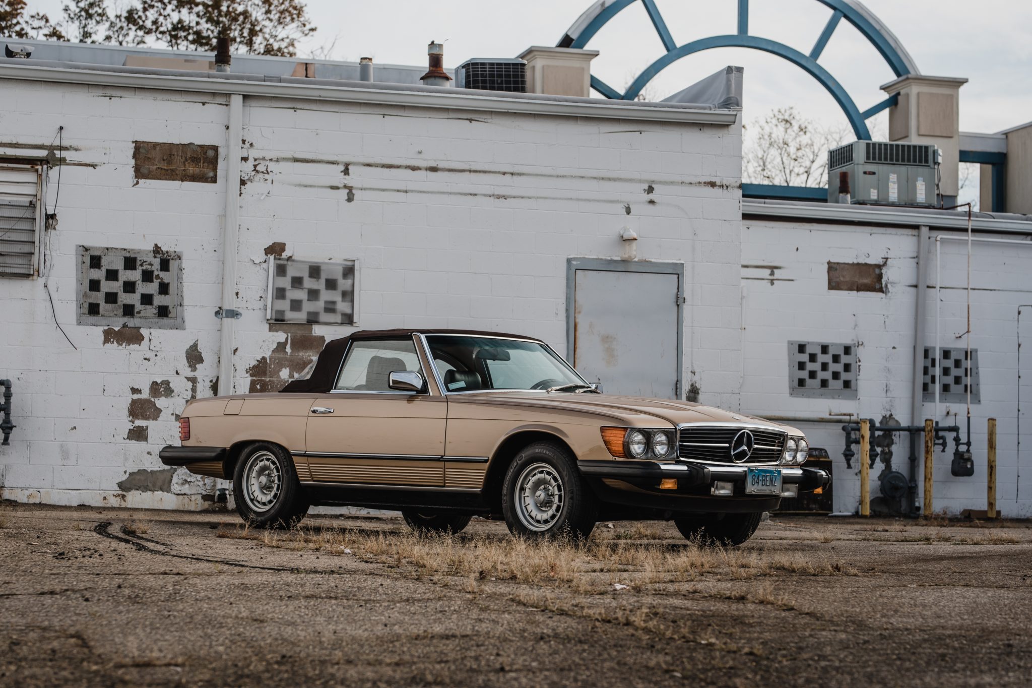 Mercedes-Benz R107 SL 