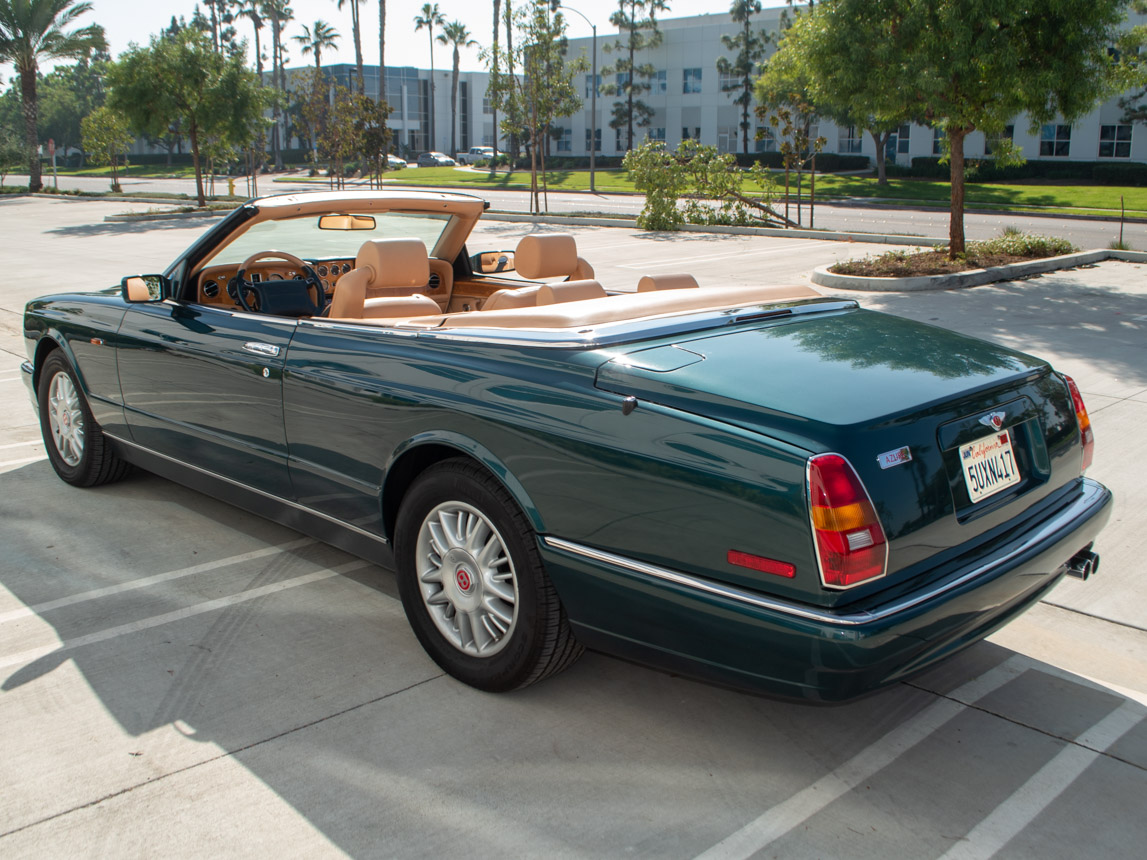 Bentley Azure 