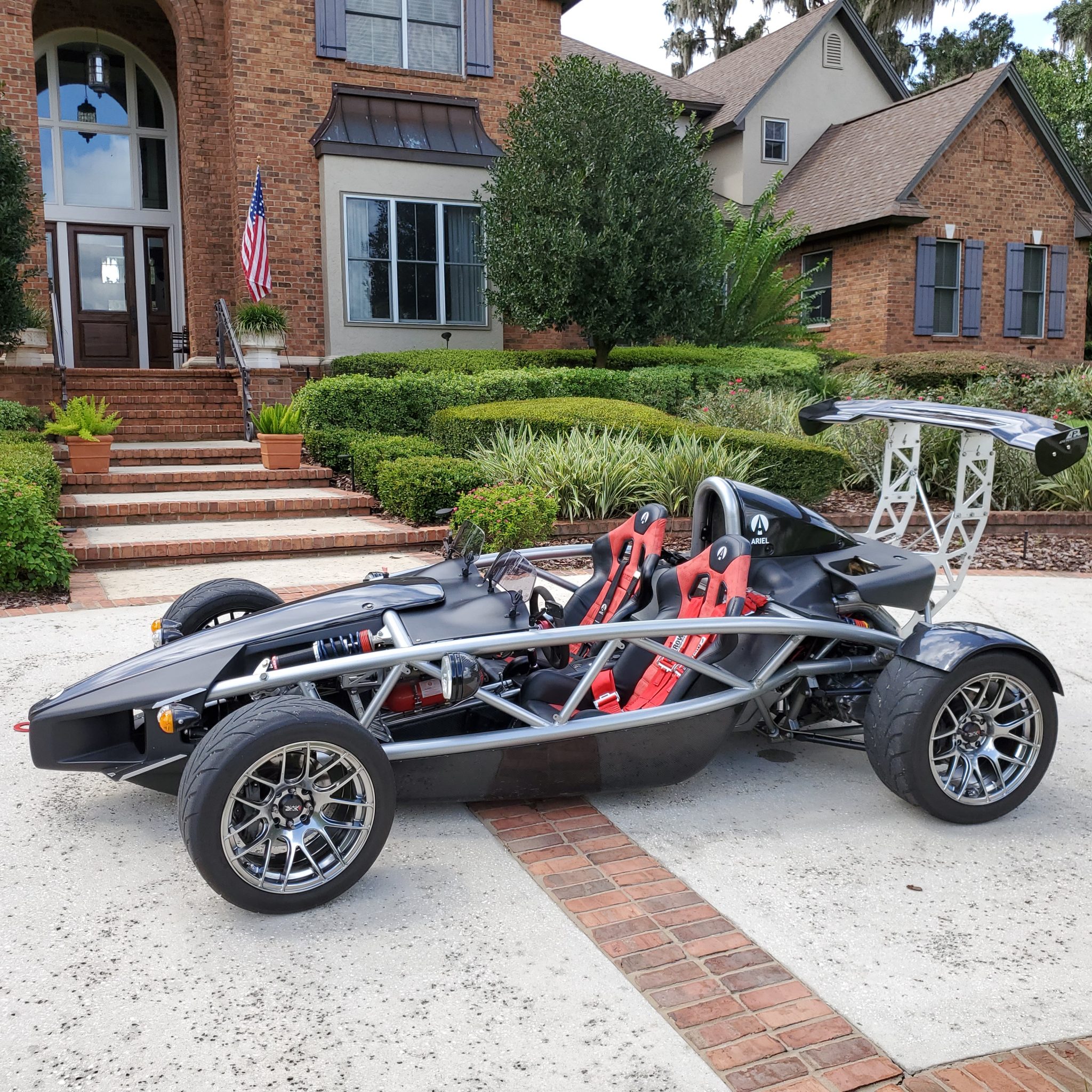Ariel Atom 