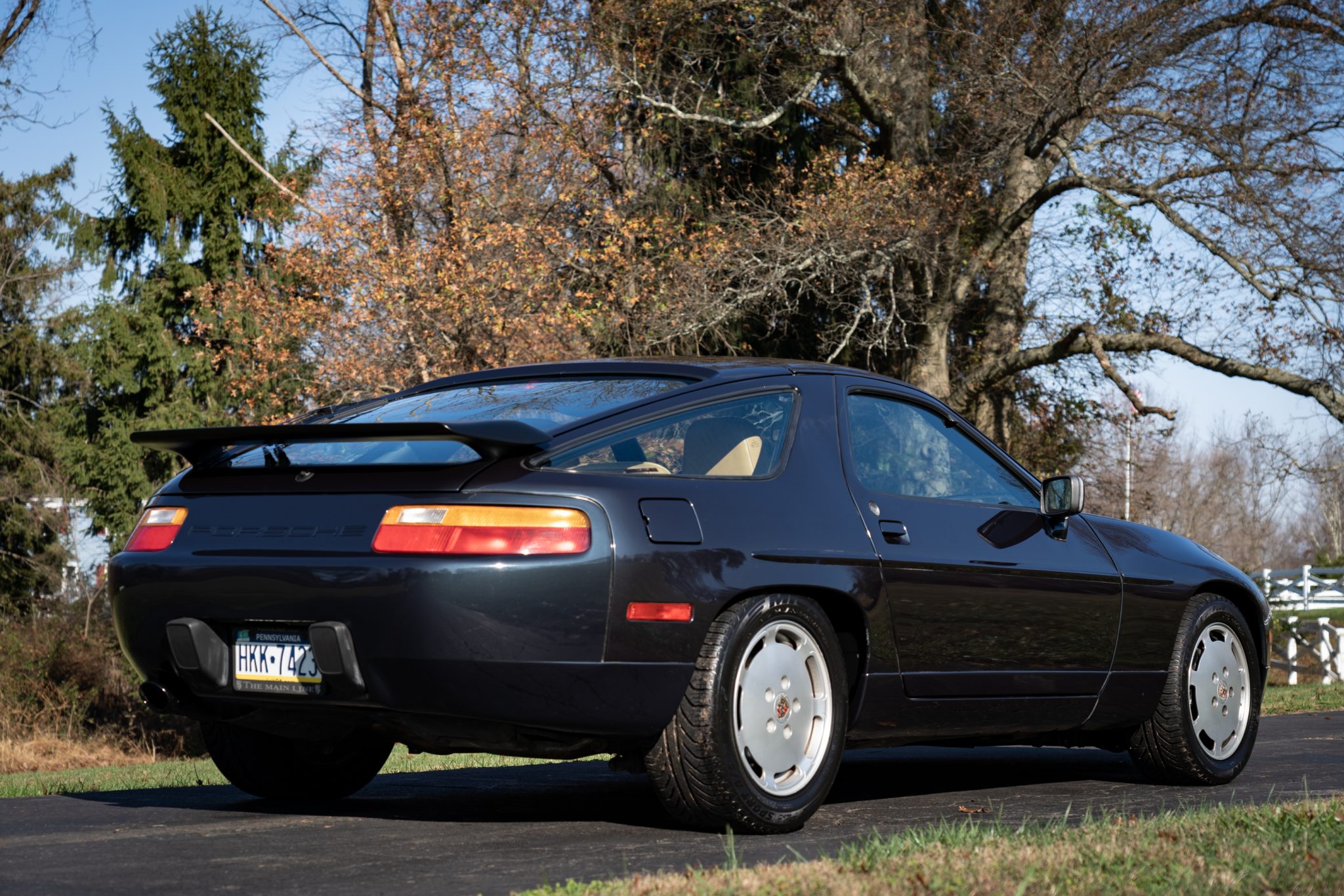 1987 Porsche 928 