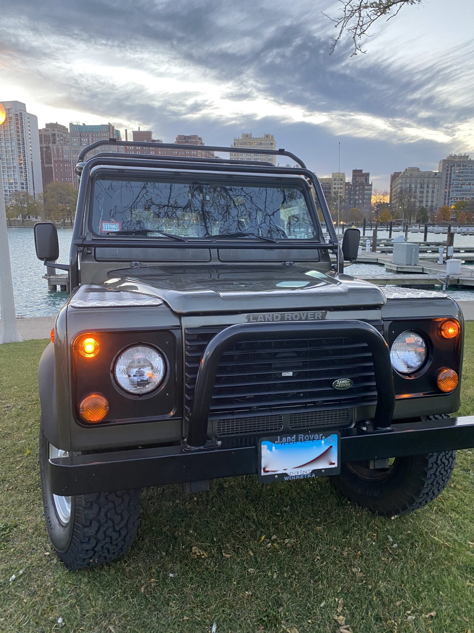 Land Rover Defender 90 NAS 