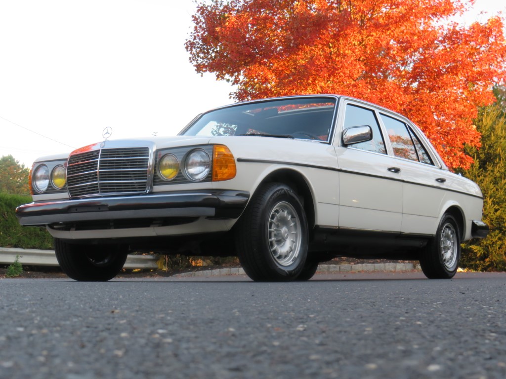 Mercedes-Benz W123 