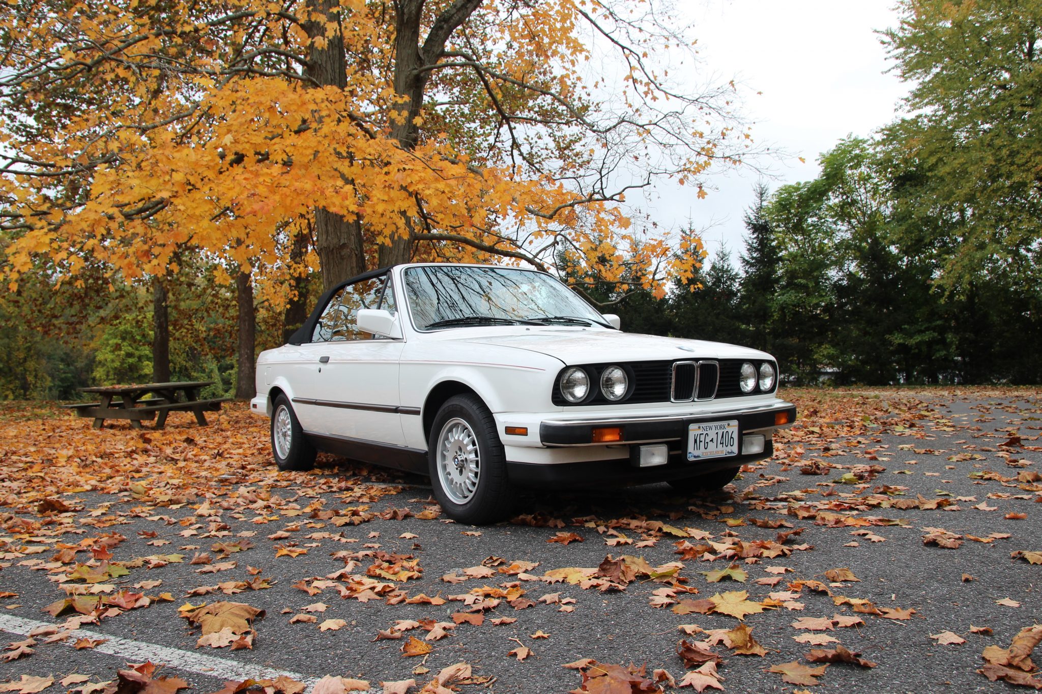 BMW E30 3-Series Convertible 