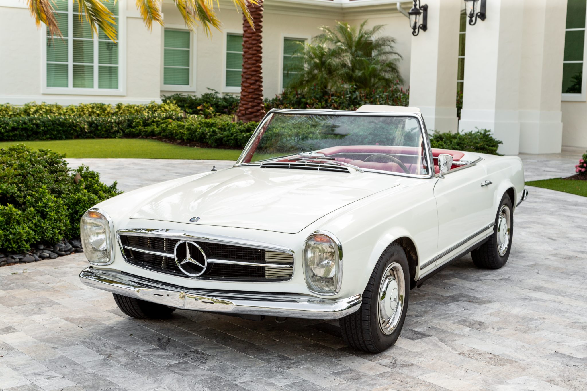 Mercedes-Benz W113 SL 