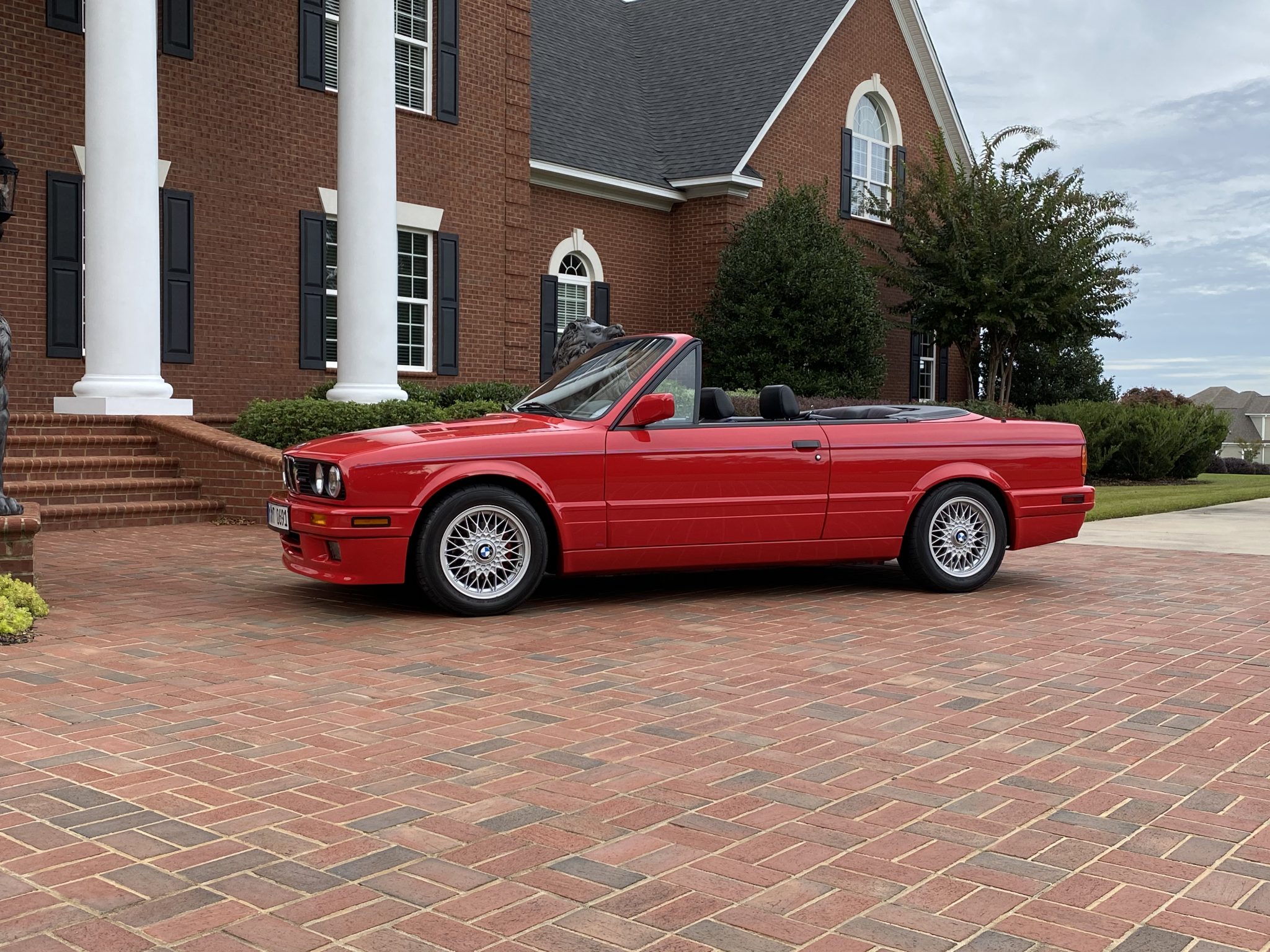 BMW E30 3-Series Convertible 