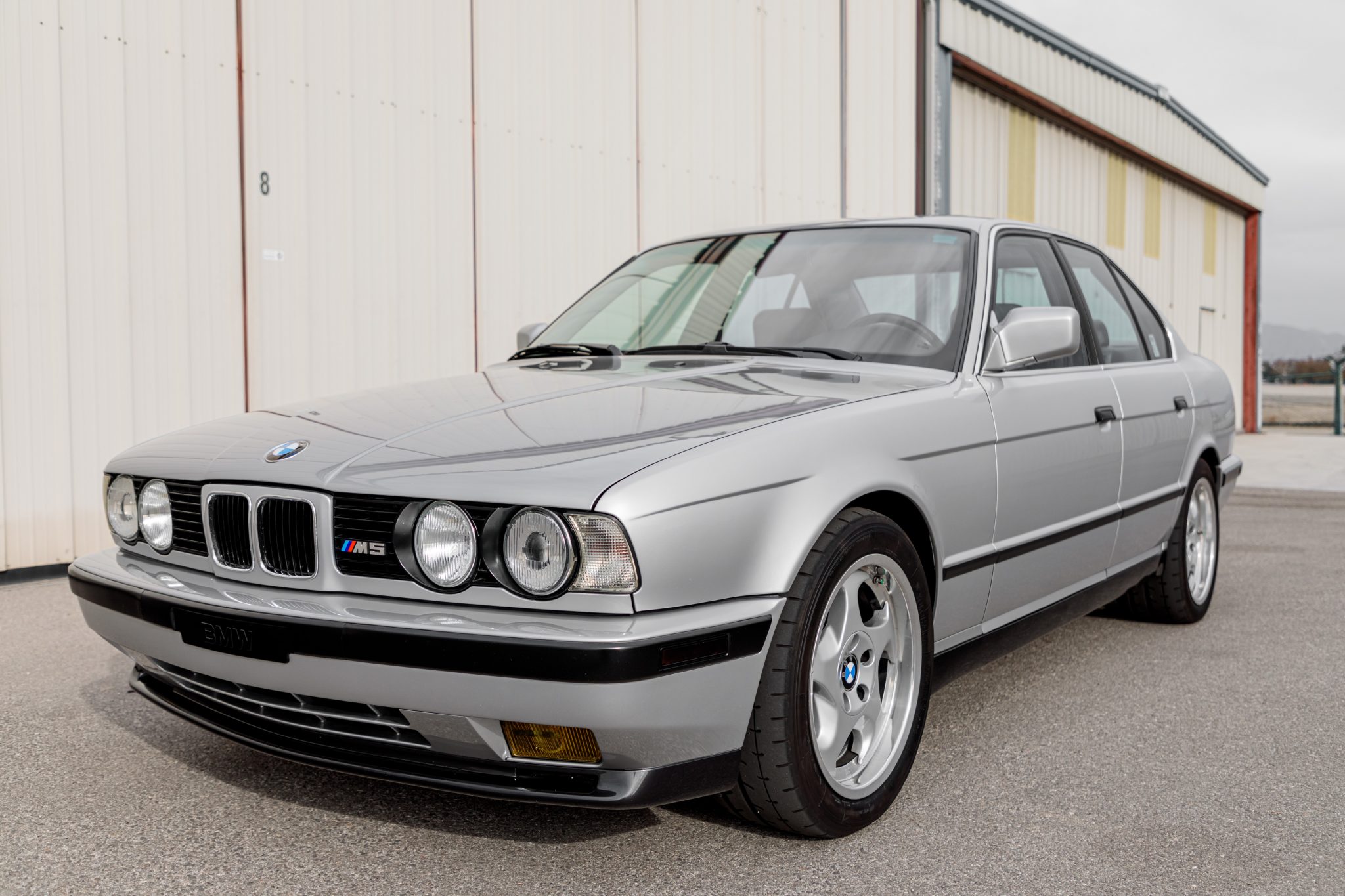 BMW E34 M5 