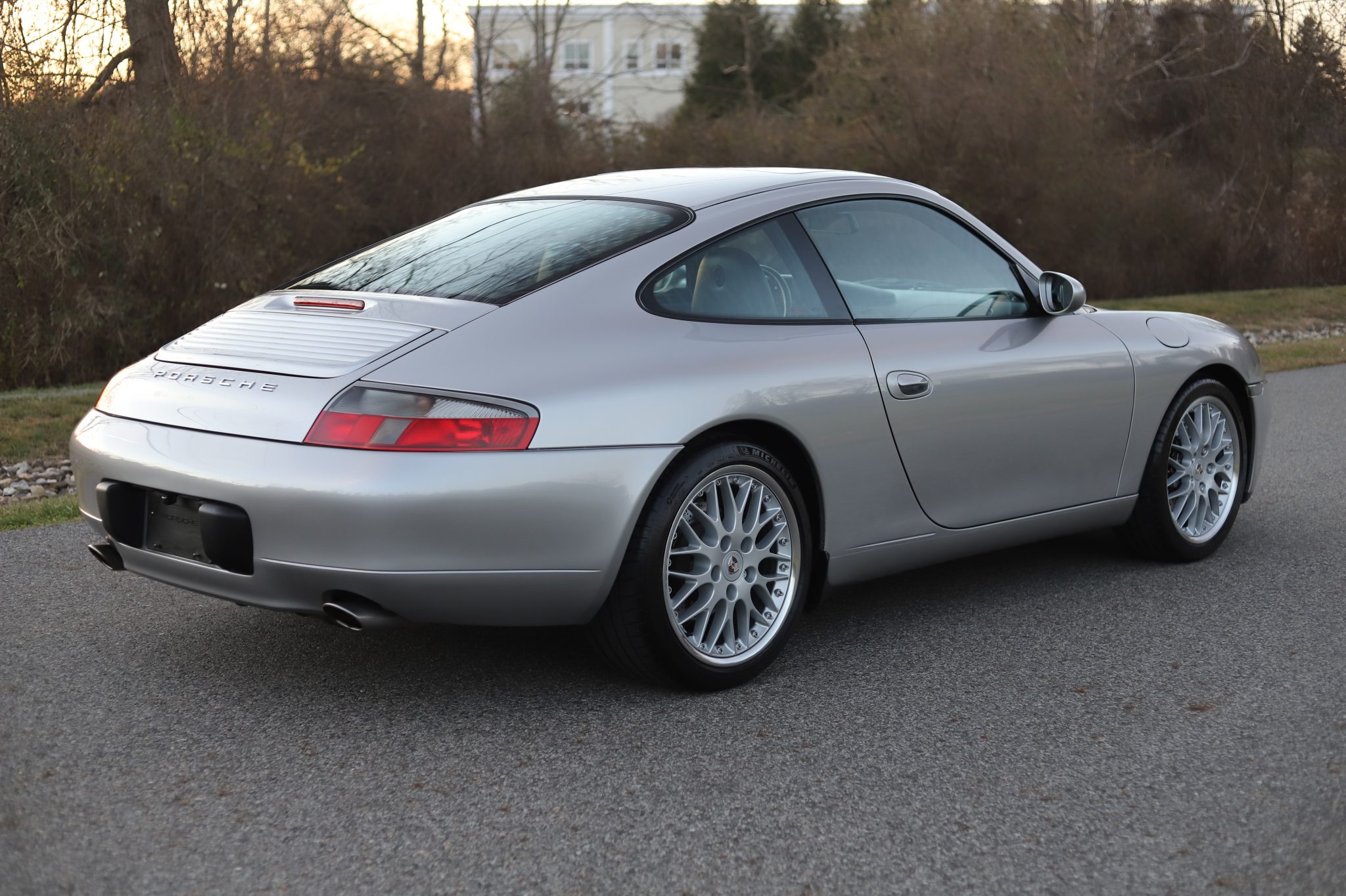 2001 Porsche 996 911 (Non-Turbo/GT2/GT3) 