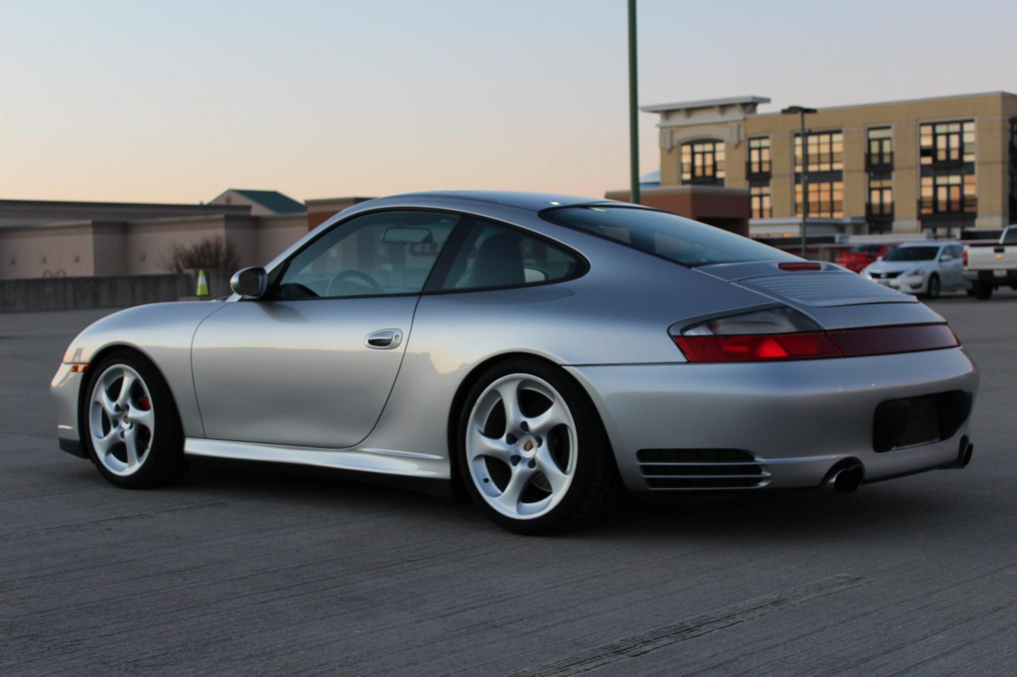 2003 Porsche 996 911 (Non-Turbo/GT2/GT3) 