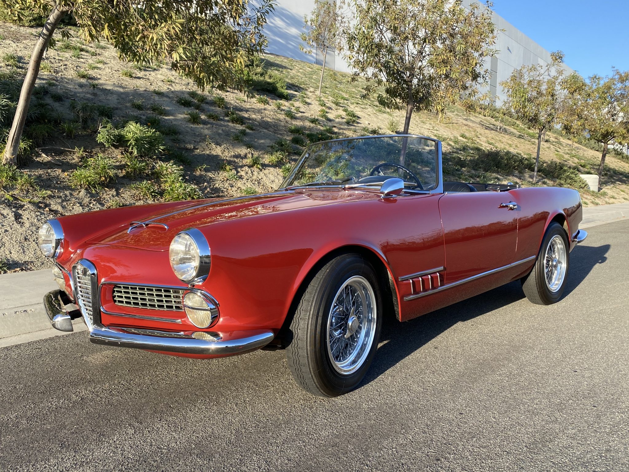 Alfa Romeo 102-Series 2000 