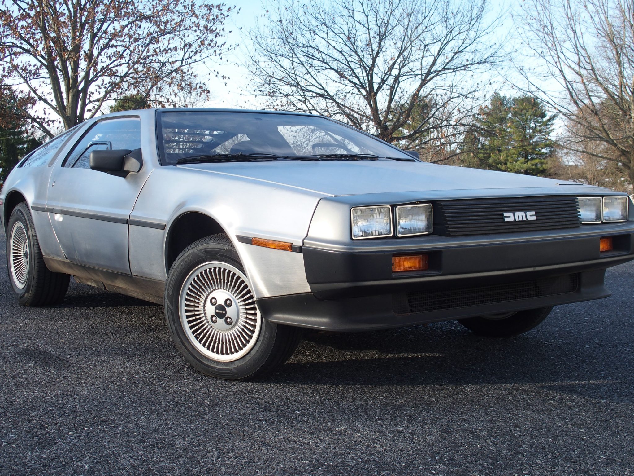 DeLorean DMC-12 