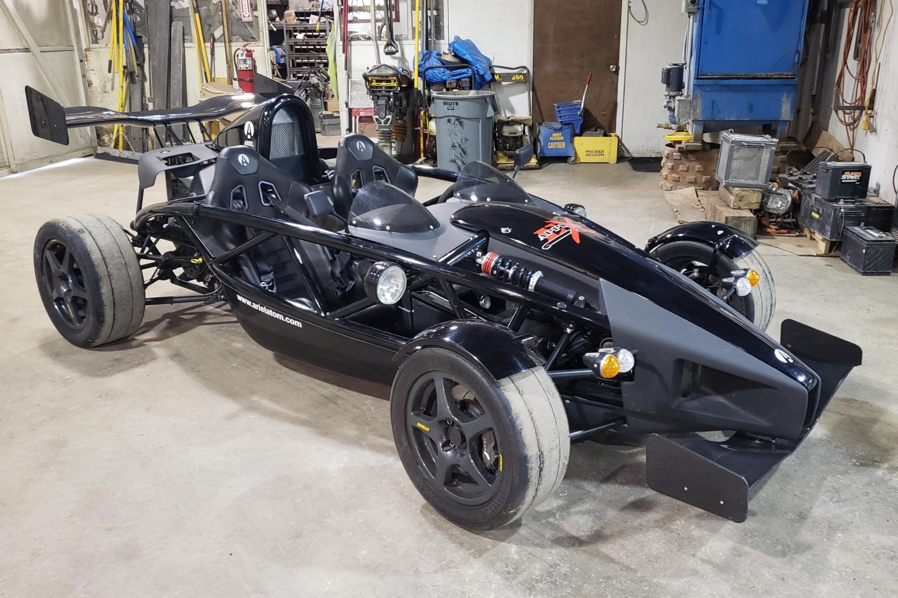 Ariel Atom 