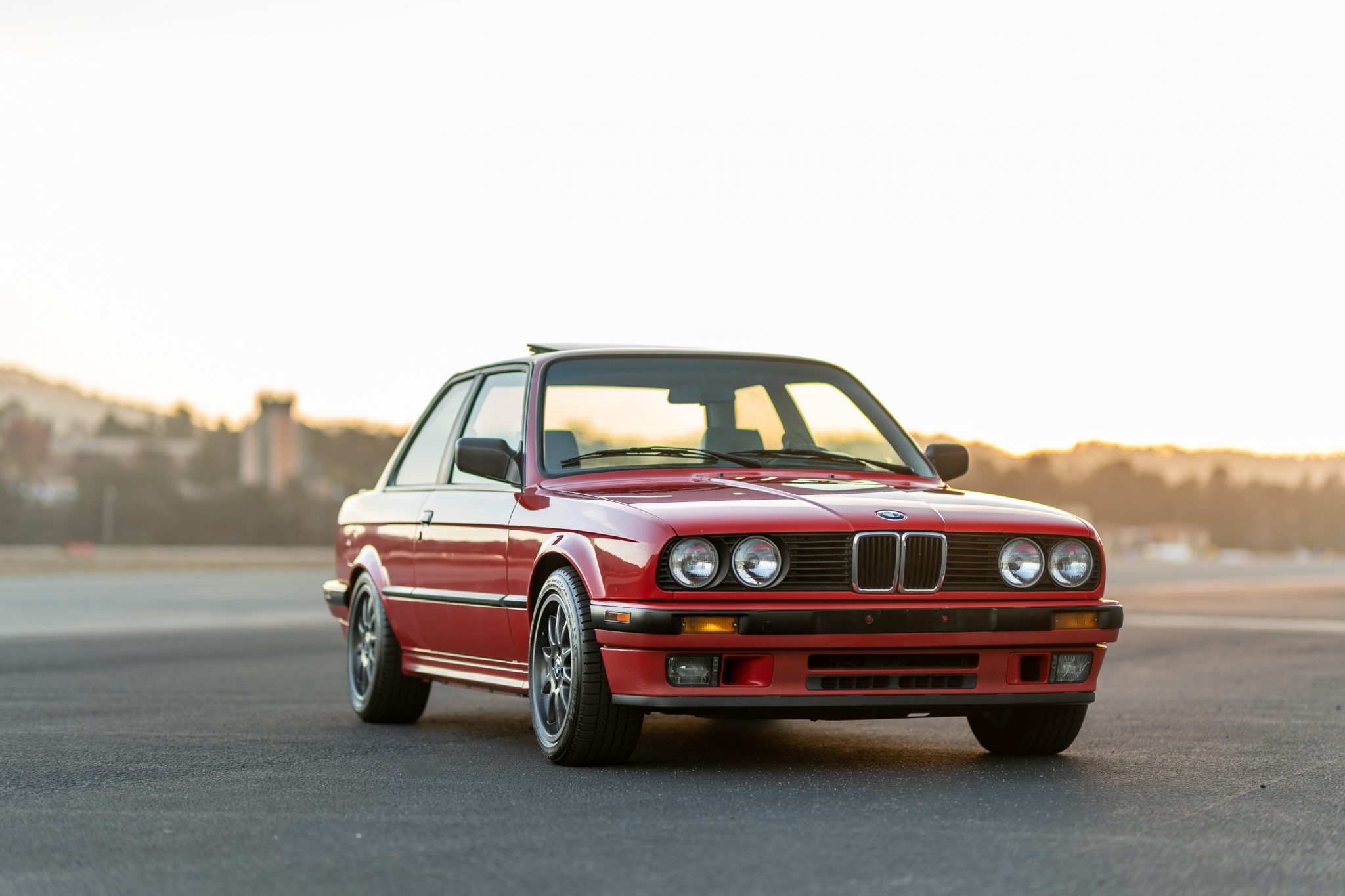 BMW E30 3-Series Coupe 