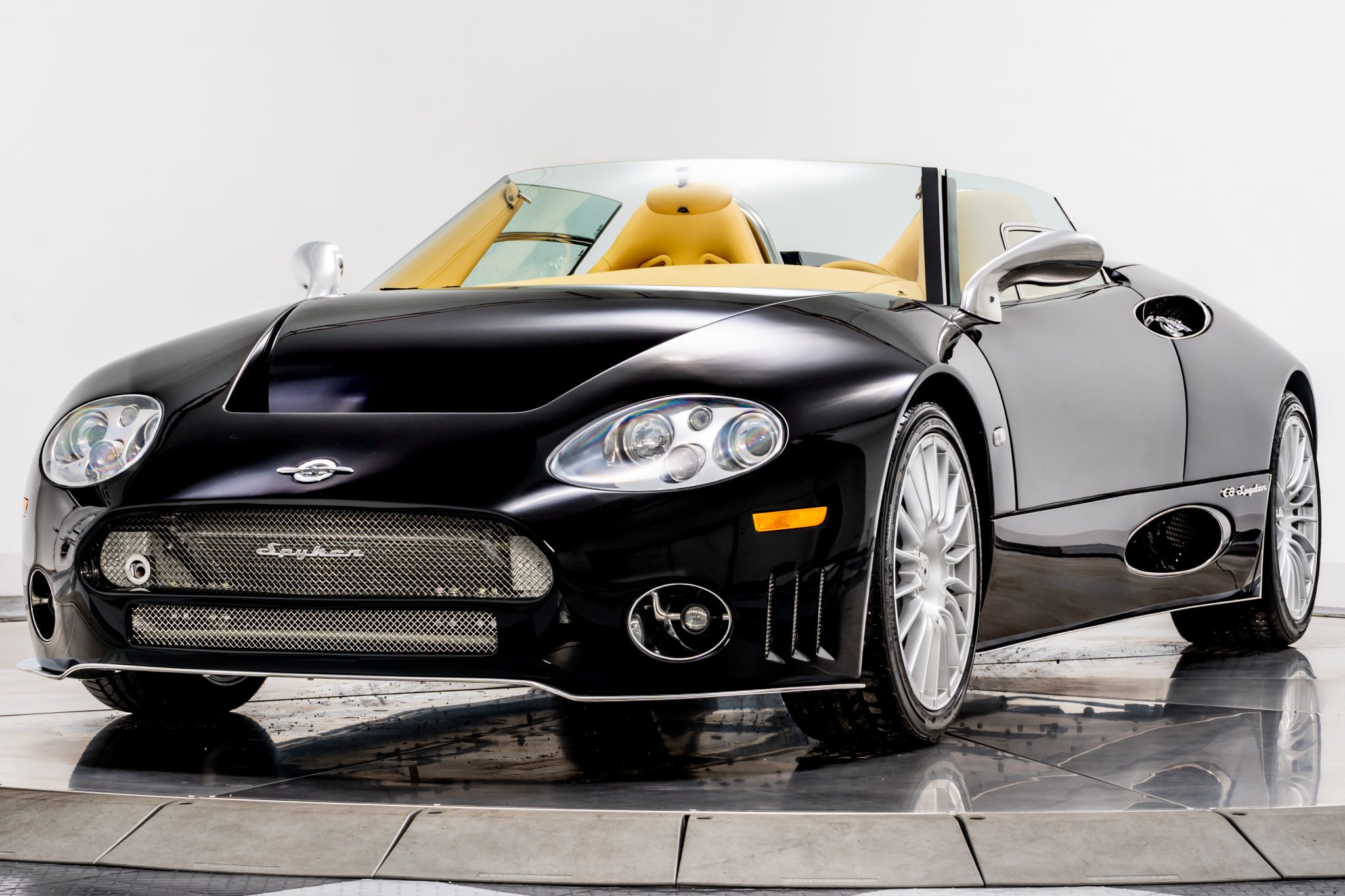 Spyker C8 
