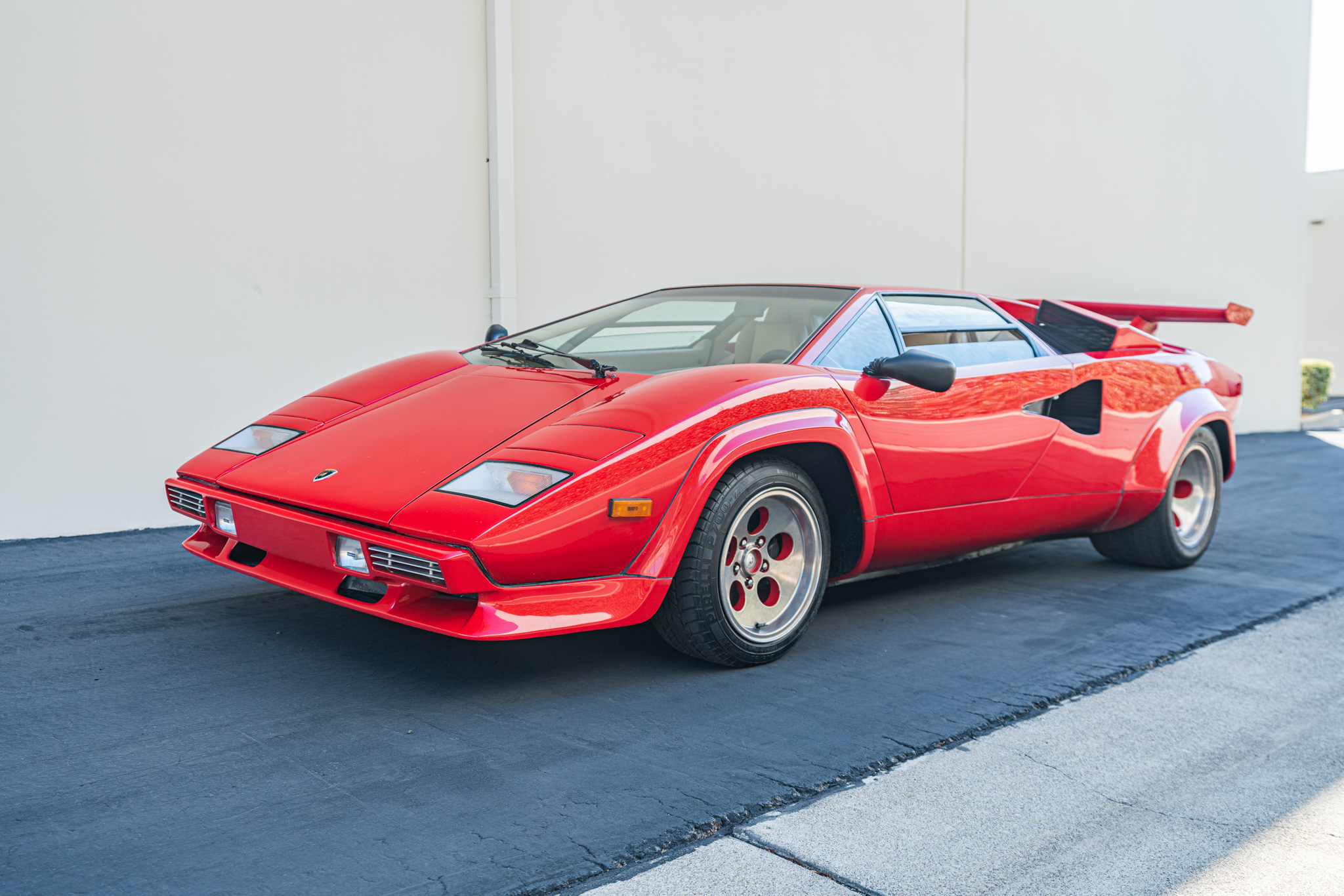 Lamborghini Countach 