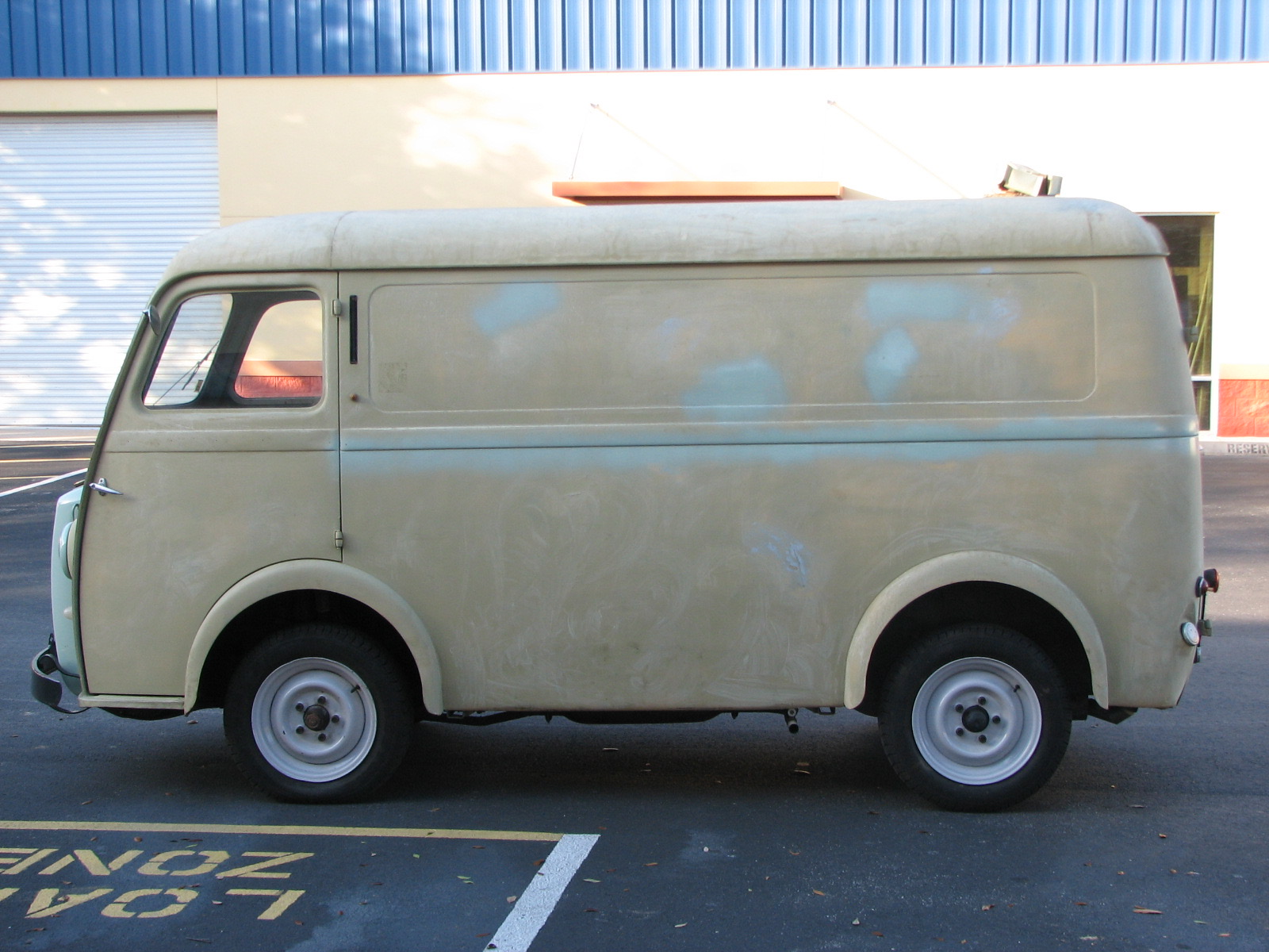 Peugeot D4A Panel Van 