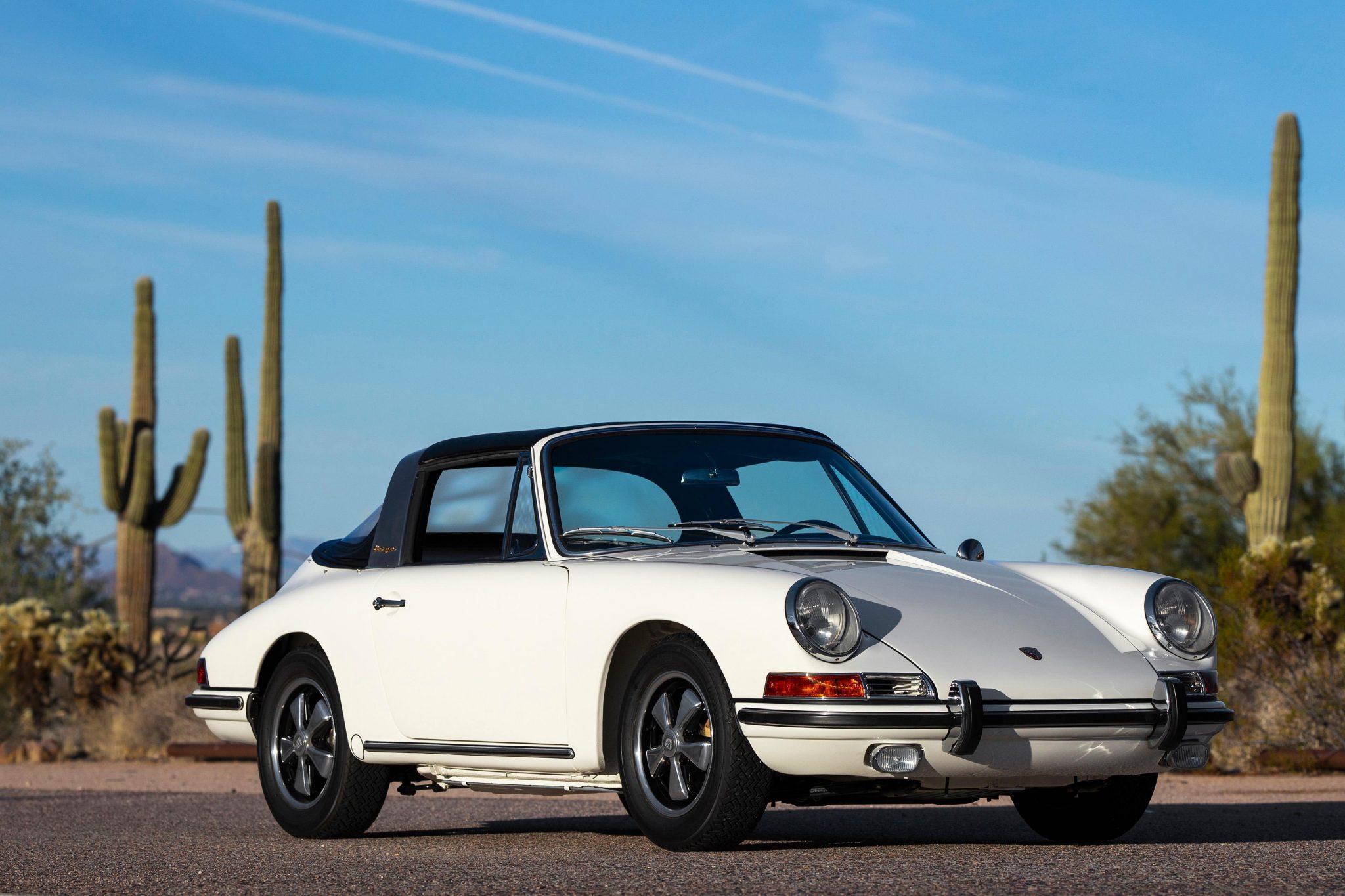 1967 Porsche SWB 911 (1965-1968) 