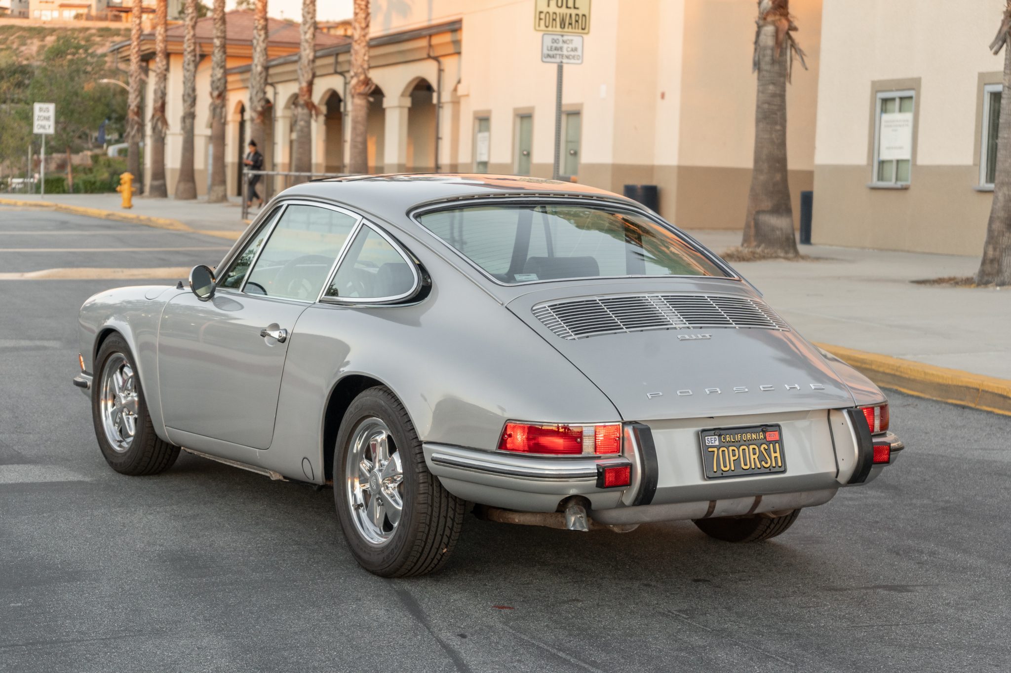 1970 Porsche LWB 911T (1969-1973) 