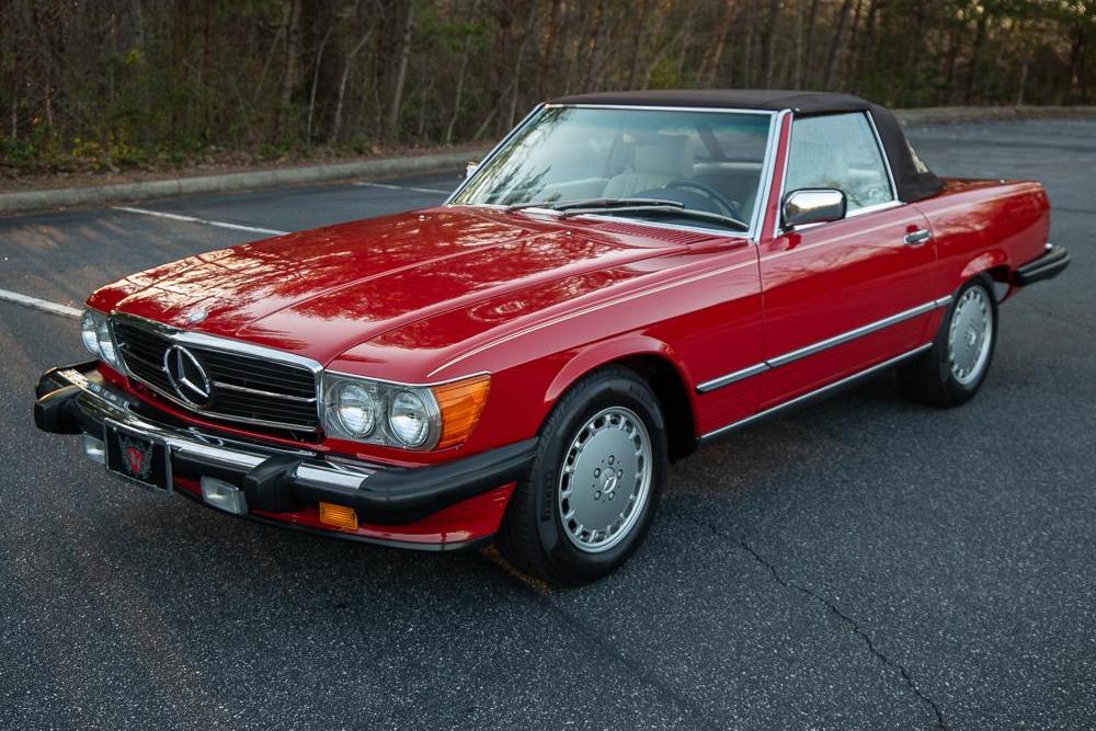 Mercedes-Benz R107 SL 