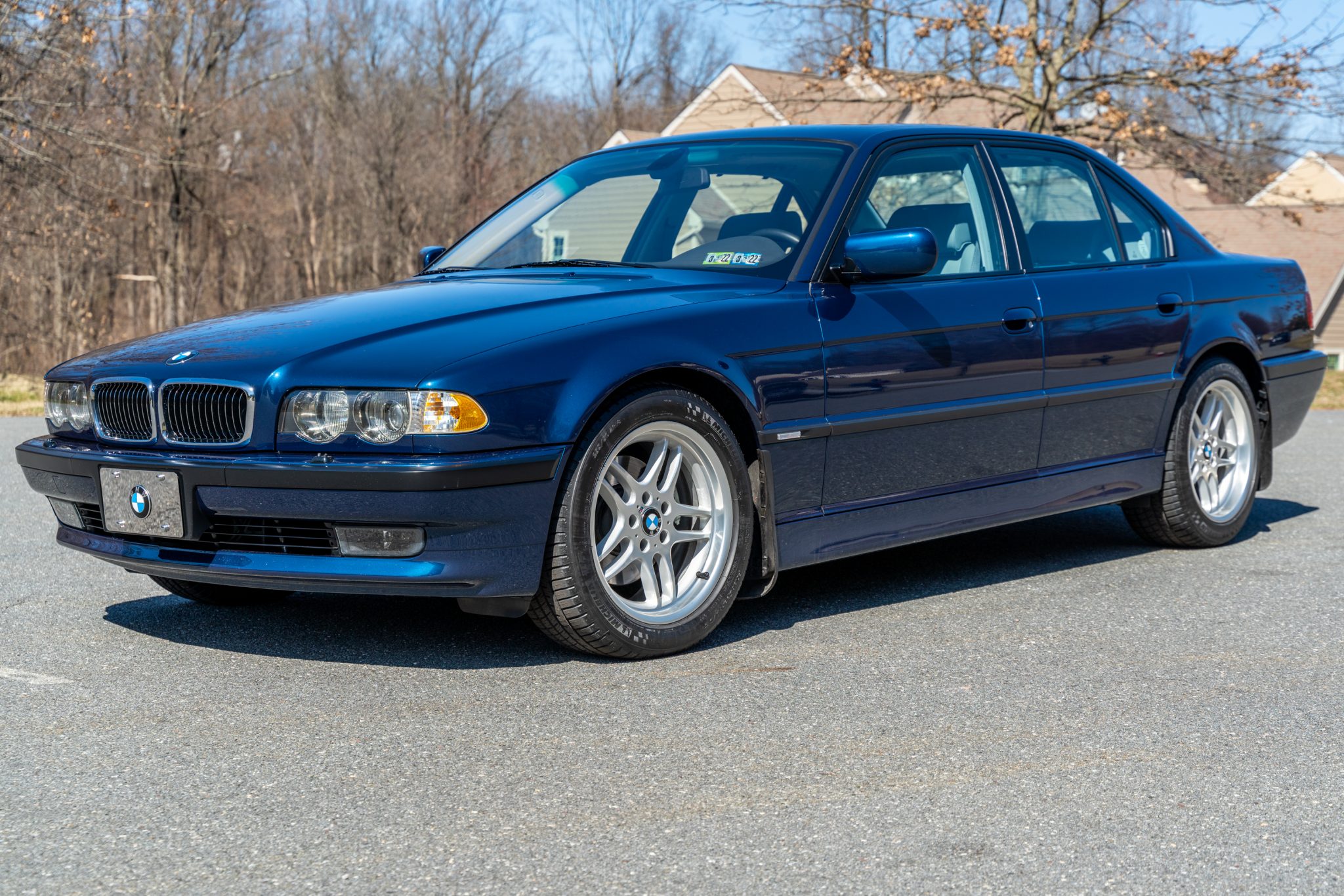 BMW E38 7-Series 