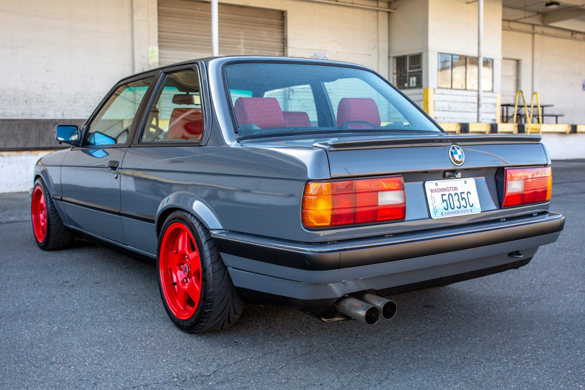 BMW E30 3-Series Coupe 