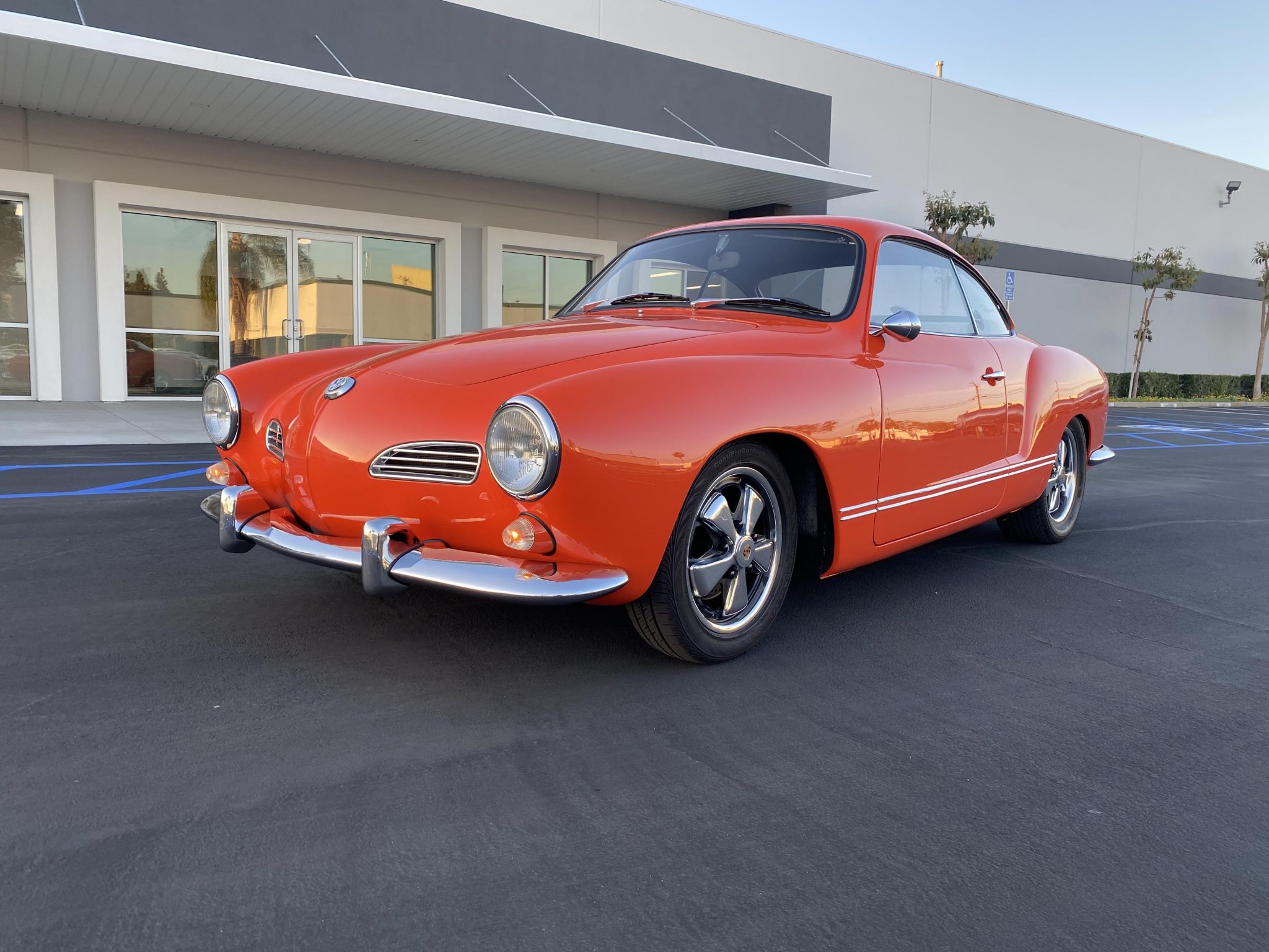 Volkswagen Karmann Ghia 