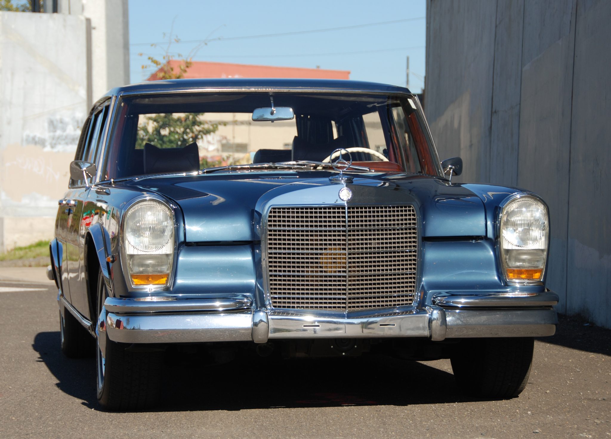 Mercedes-Benz 600 
