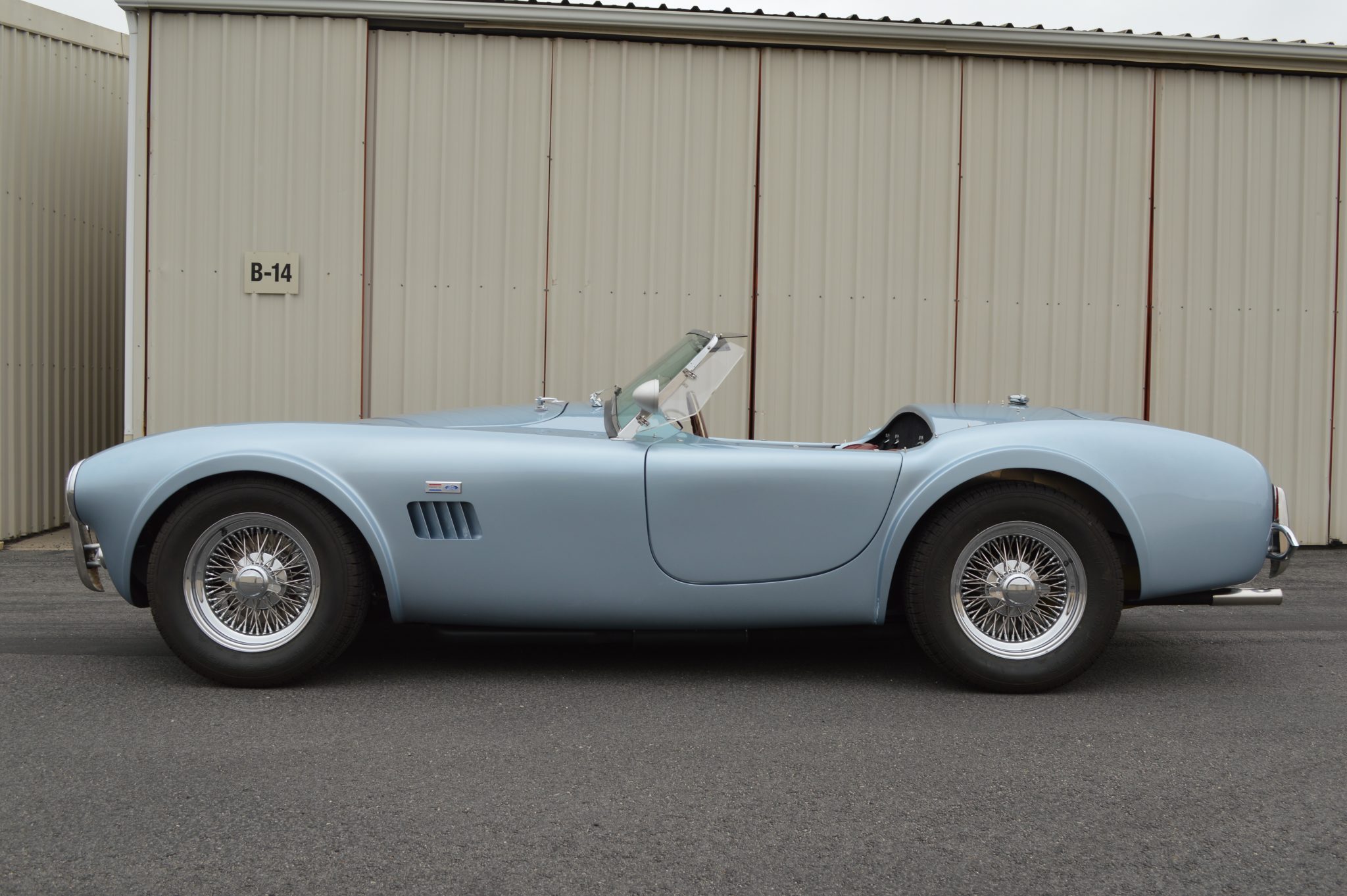 Shelby Cobra Replica 