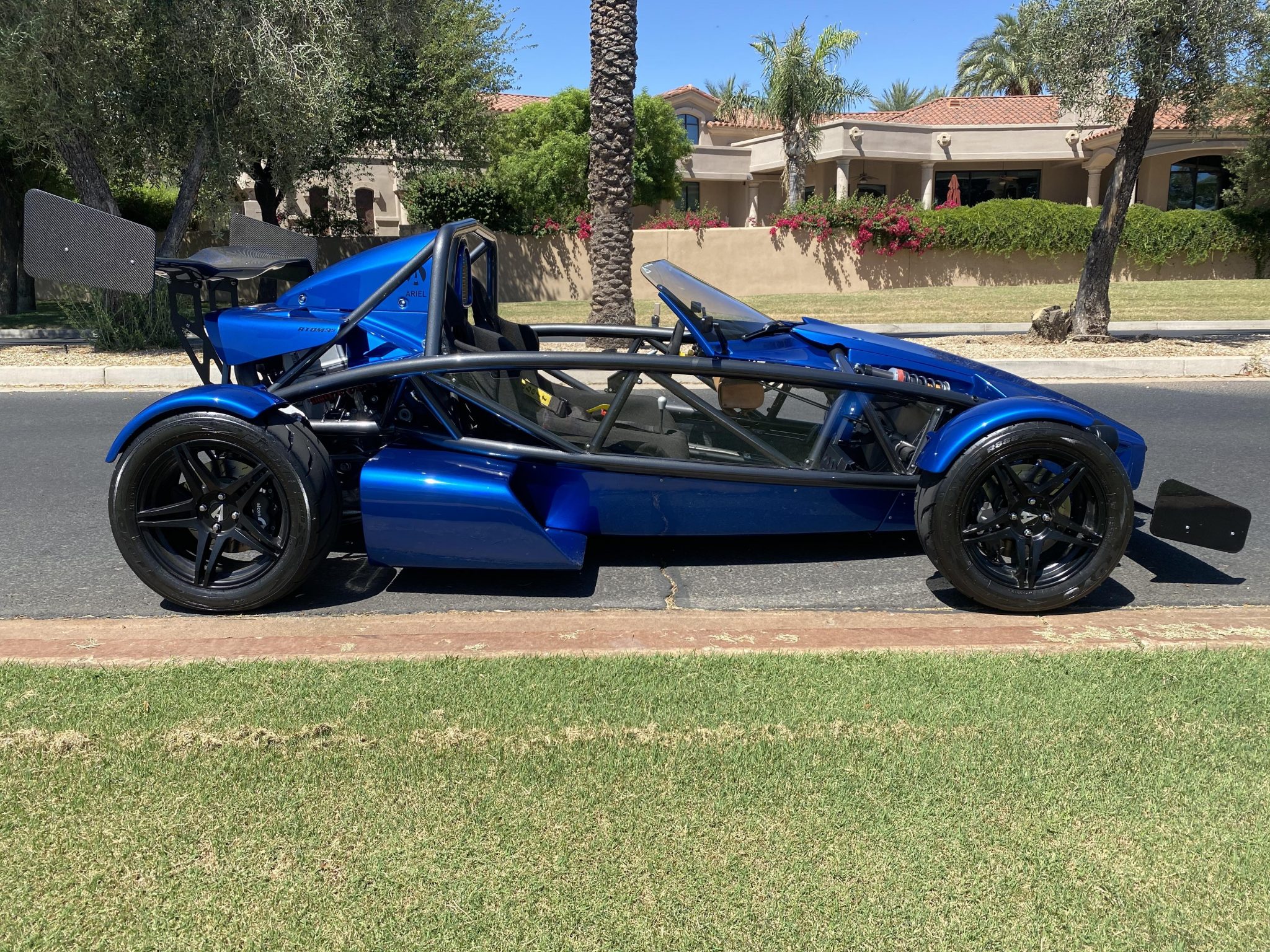 Ariel Atom 